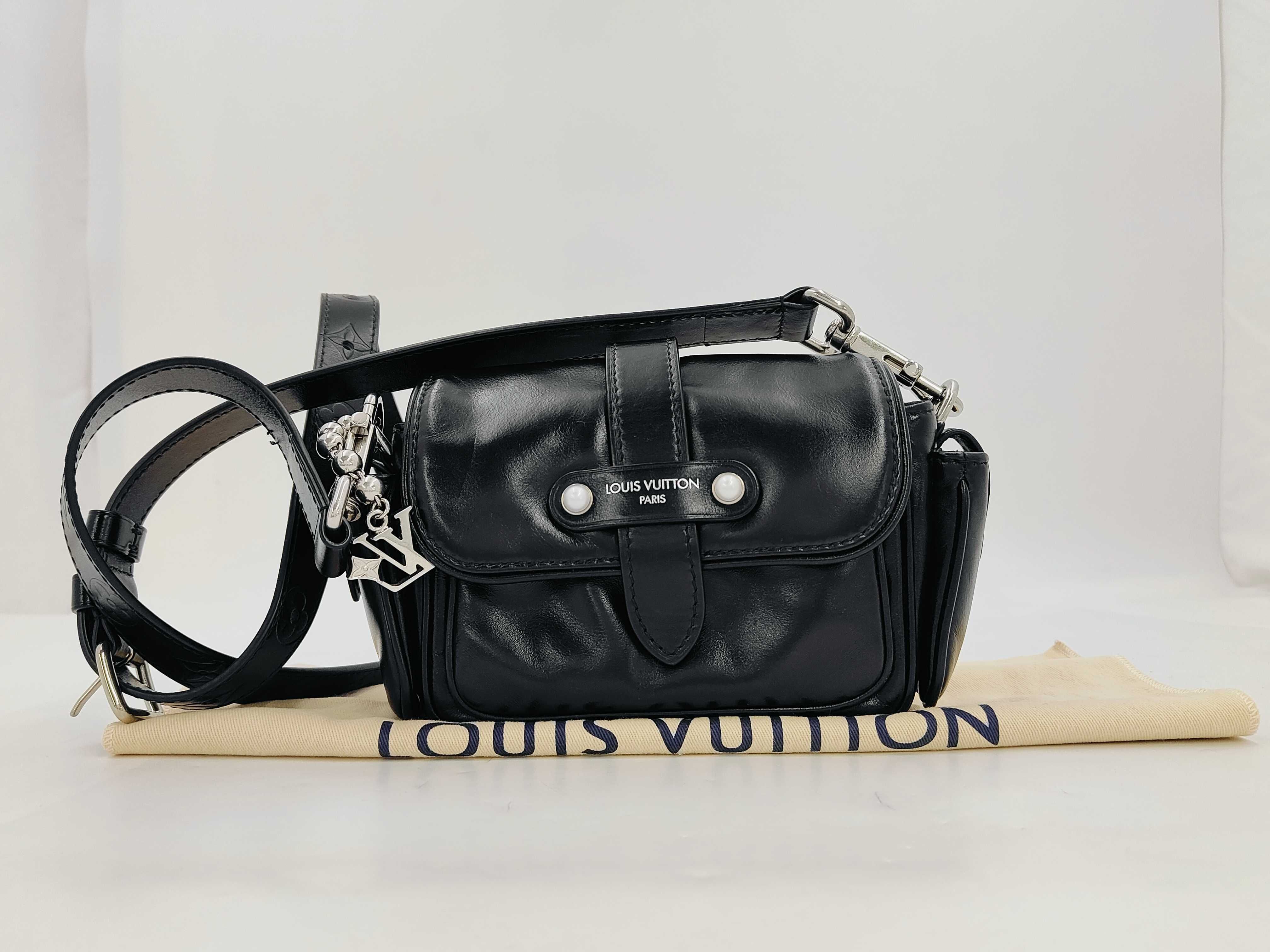 Cargo Wearable Wallet Leather Black Shoulder Bag