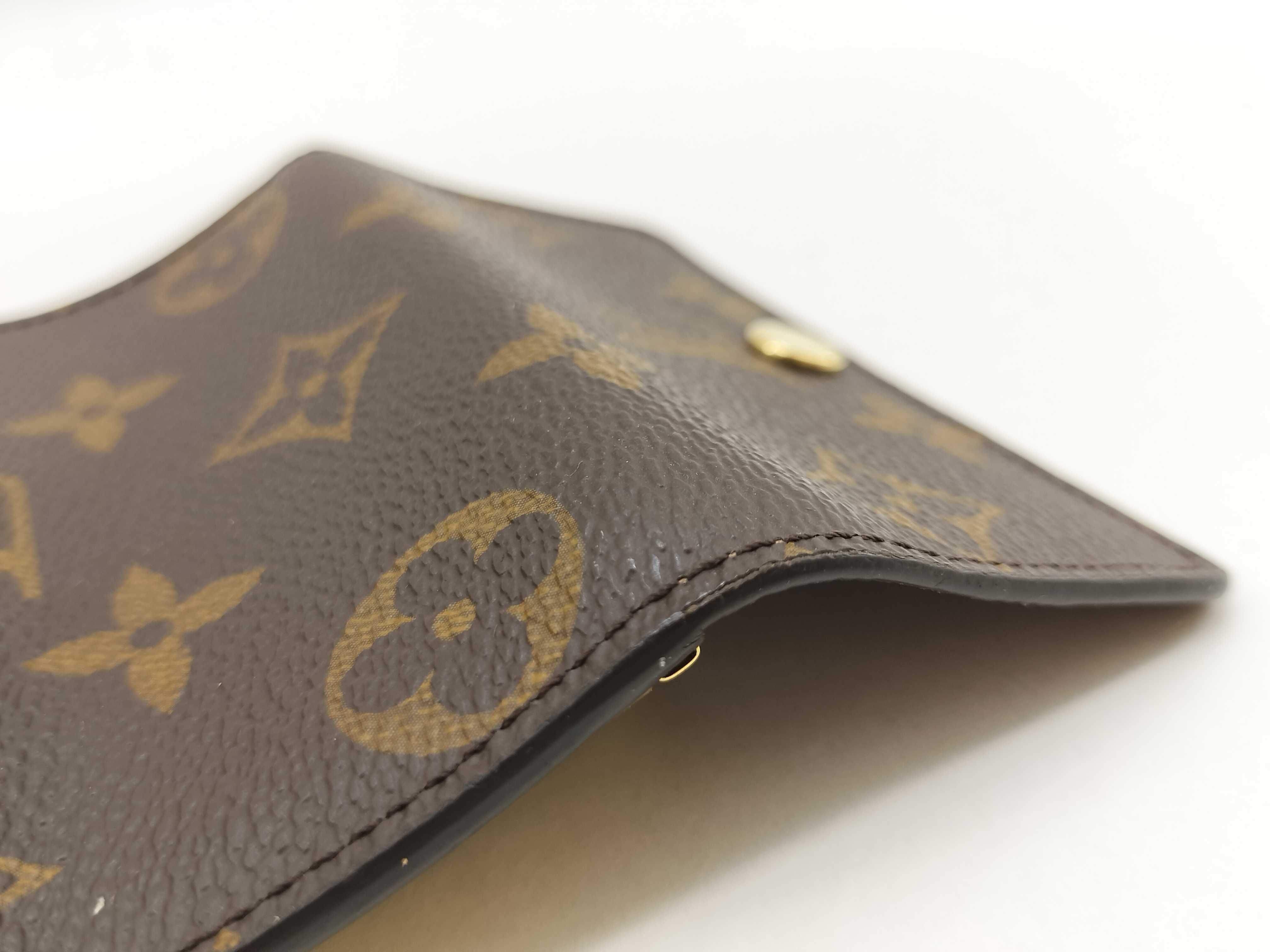 Monogram Louis Vuitton Monogram 4-Key Case M69517 Key Case — view 14