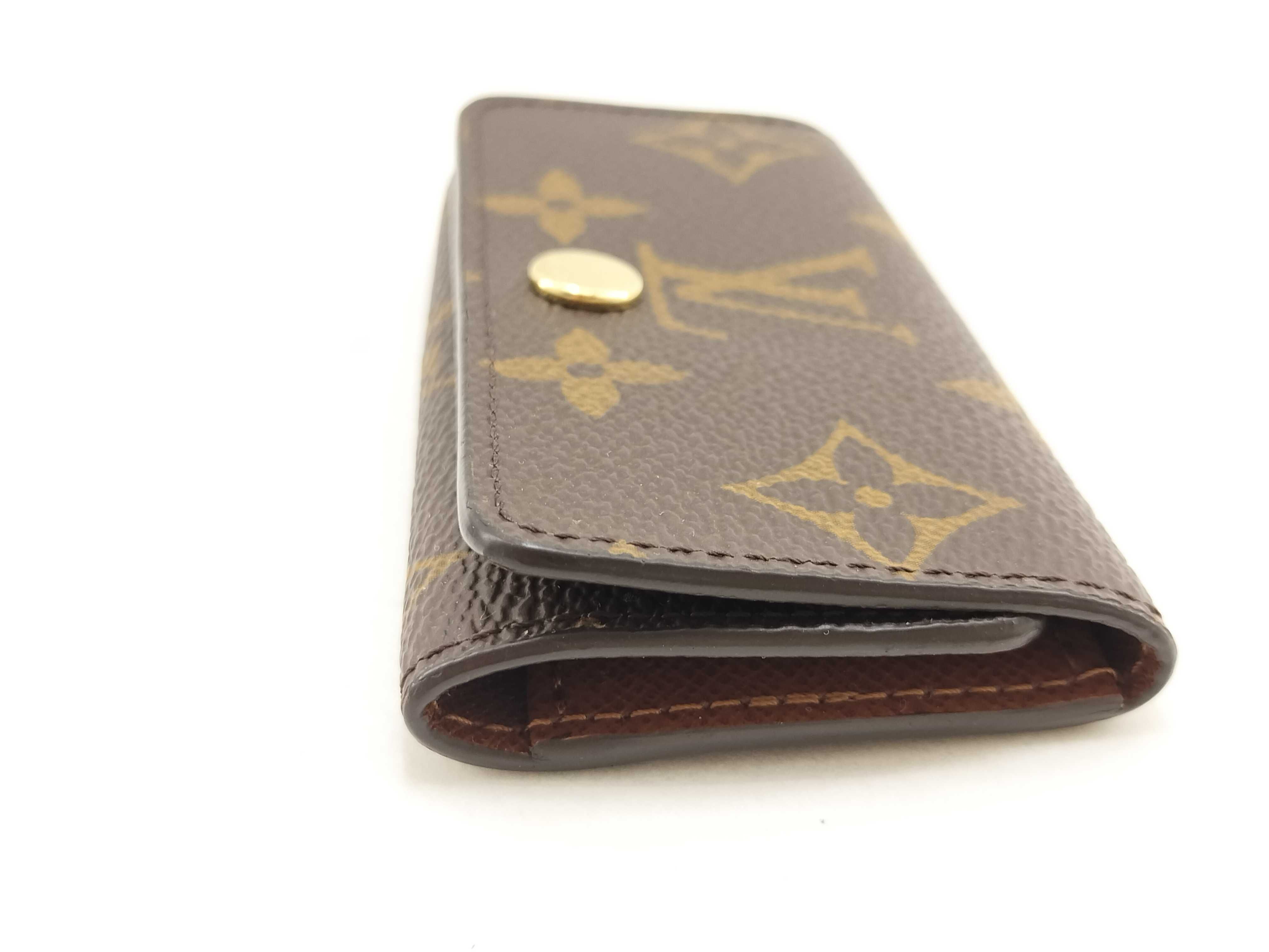 Monogram Louis Vuitton Monogram 4-Key Case M69517 Key Case — view 3