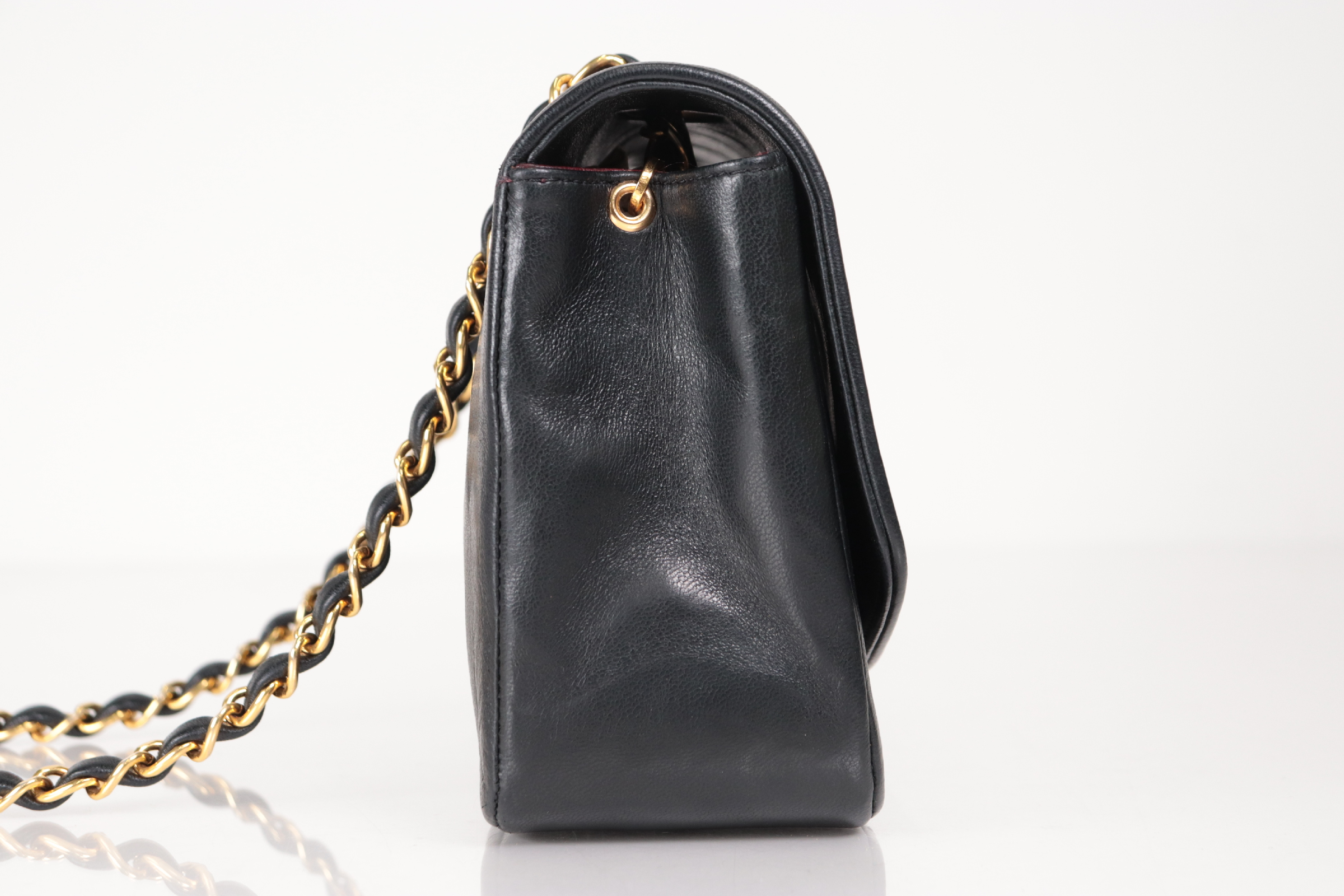 Diana 22 Lambskin Chain Shoulder Bag (Serial No. 4) — view 4