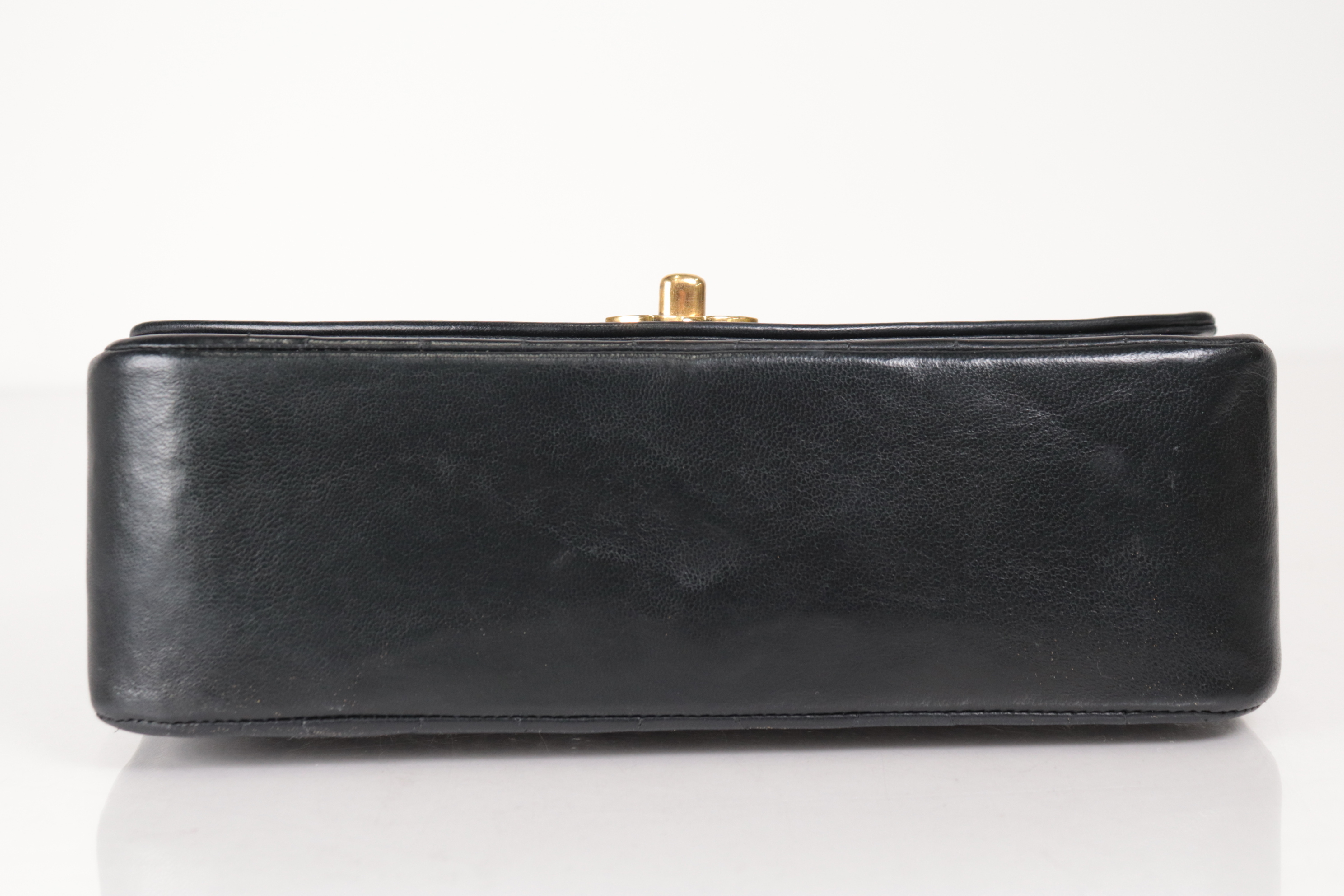 Diana 22 Lambskin Chain Shoulder Bag (Serial No. 4) — view 6
