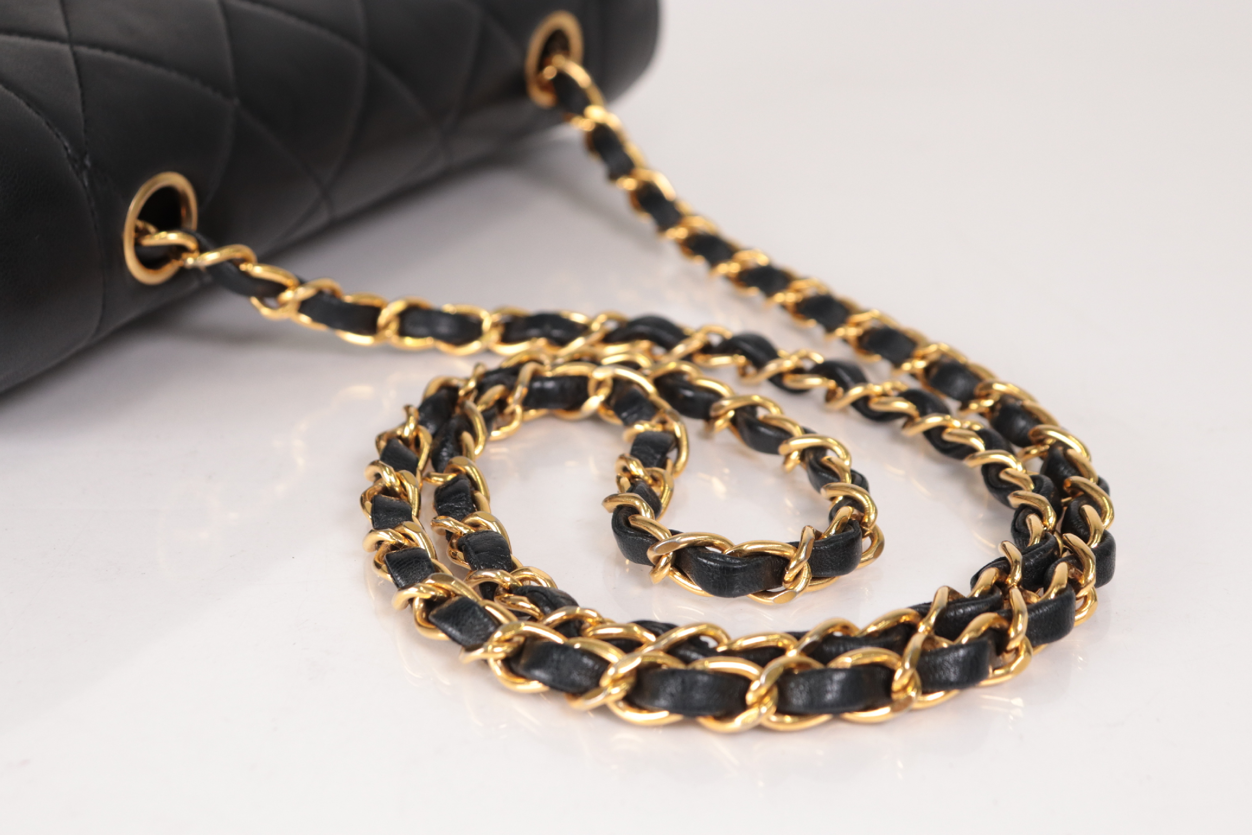Diana 22 Lambskin Chain Shoulder Bag (Serial No. 4) — view 8