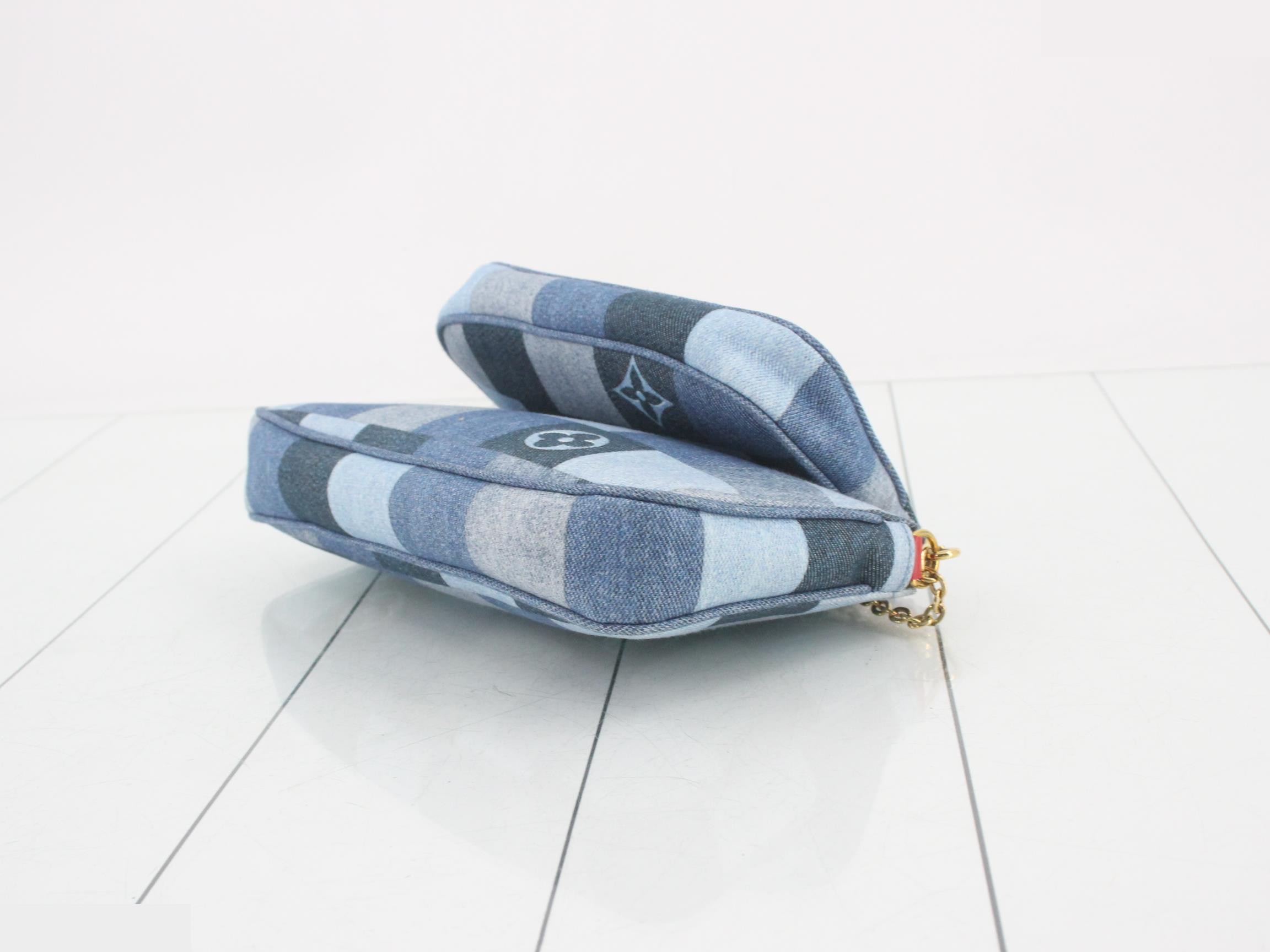 Multi Pochette Accessoires 2-Way Shoulder Bag — view 6