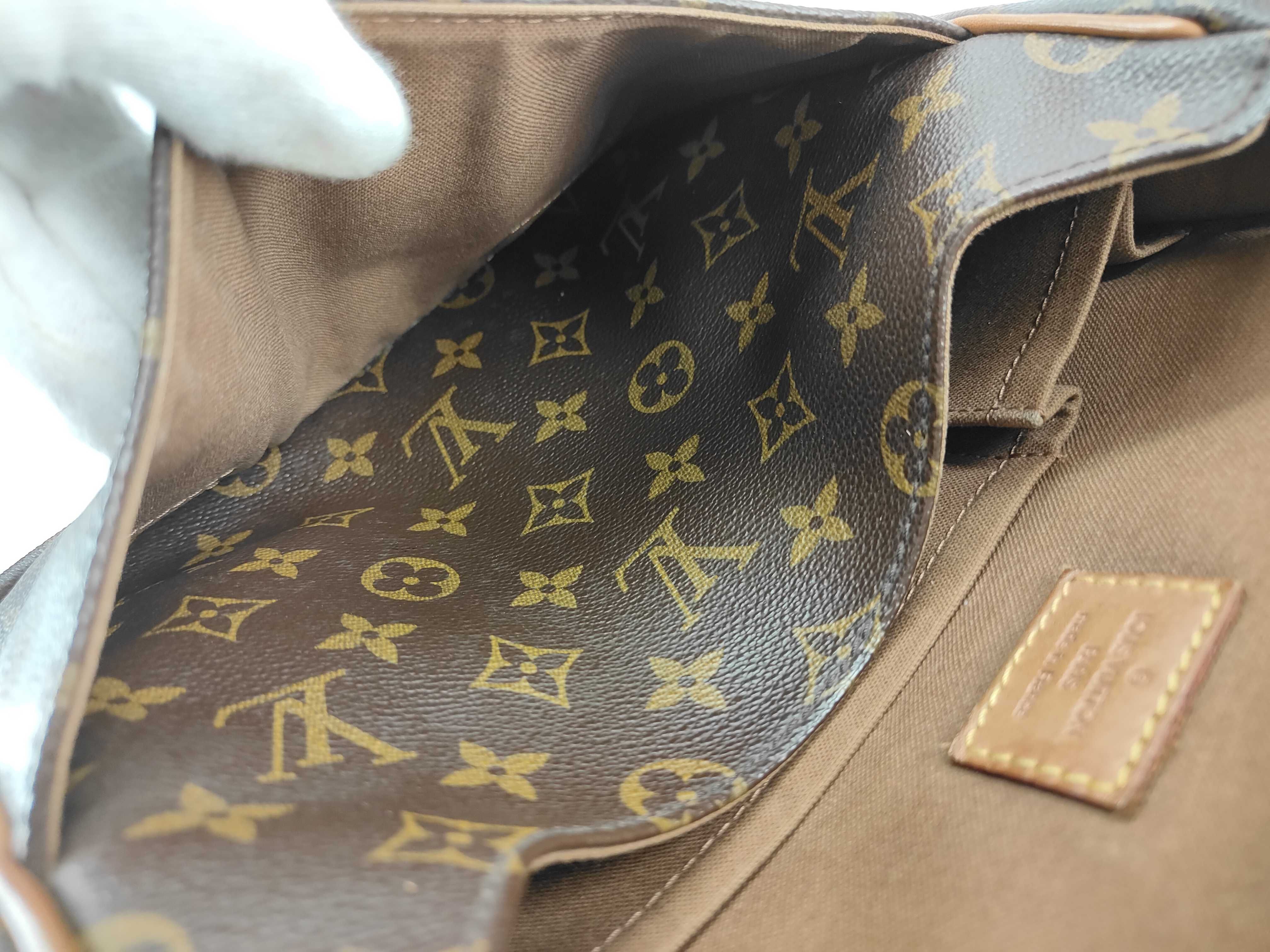 Monogram LV Monogram Flap Shoulder Bag — view 12