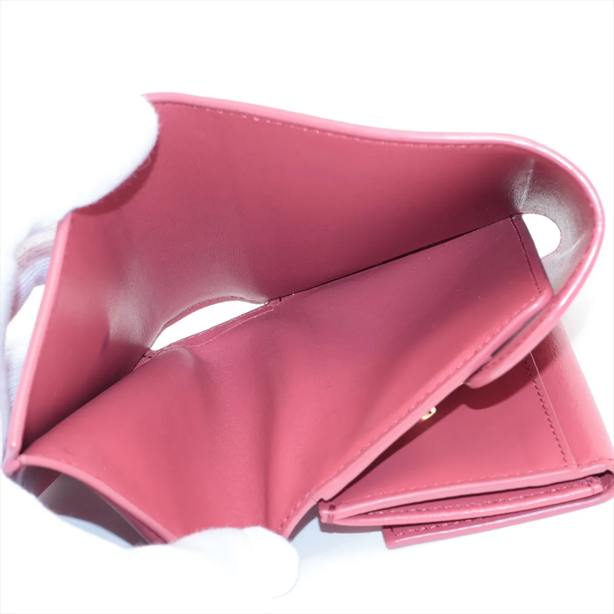 Triomphe Small Flap Wallet Leather Compact Wallet Pink — view 6