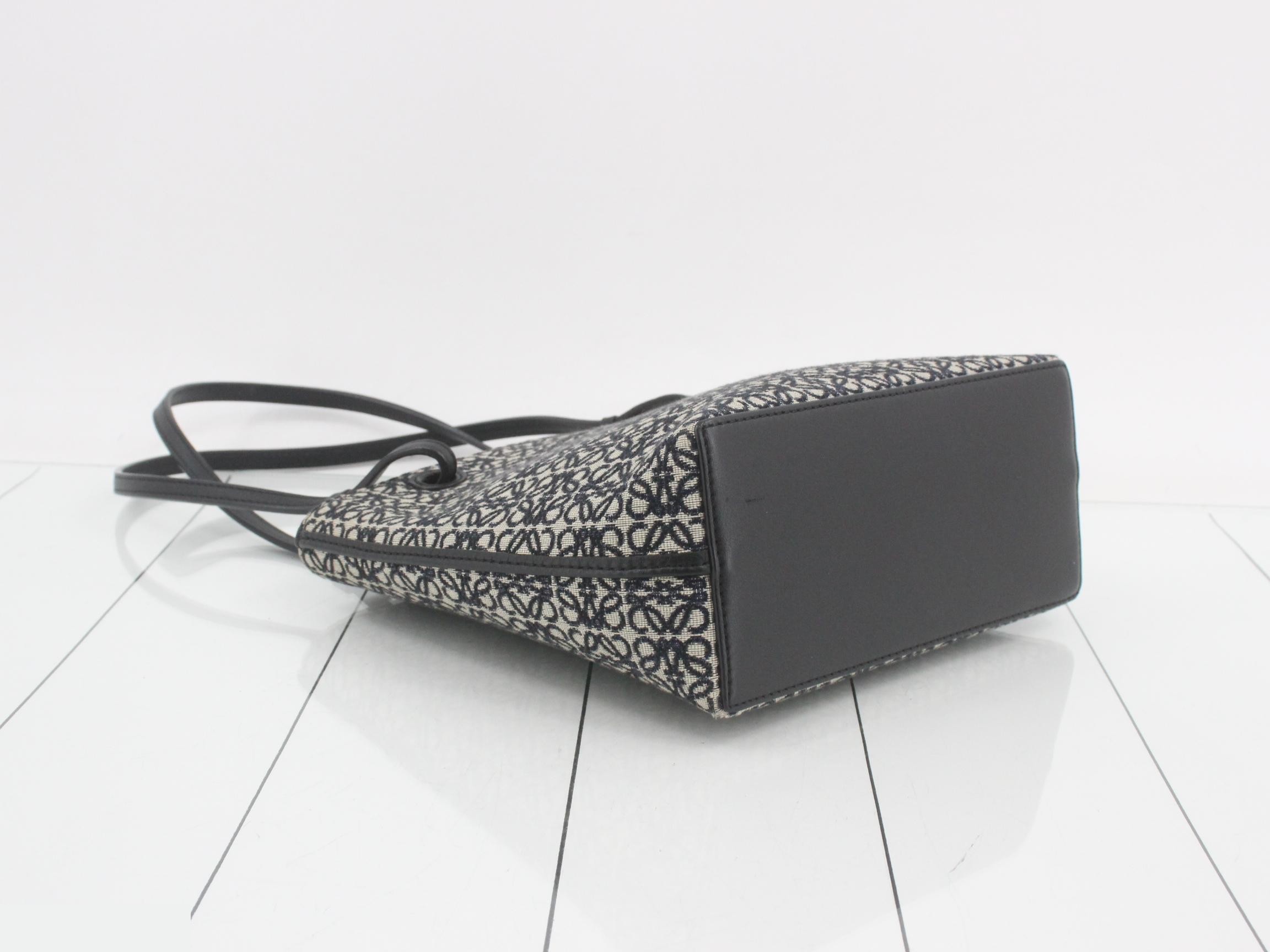 Anagram Shoulder Bag — view 5