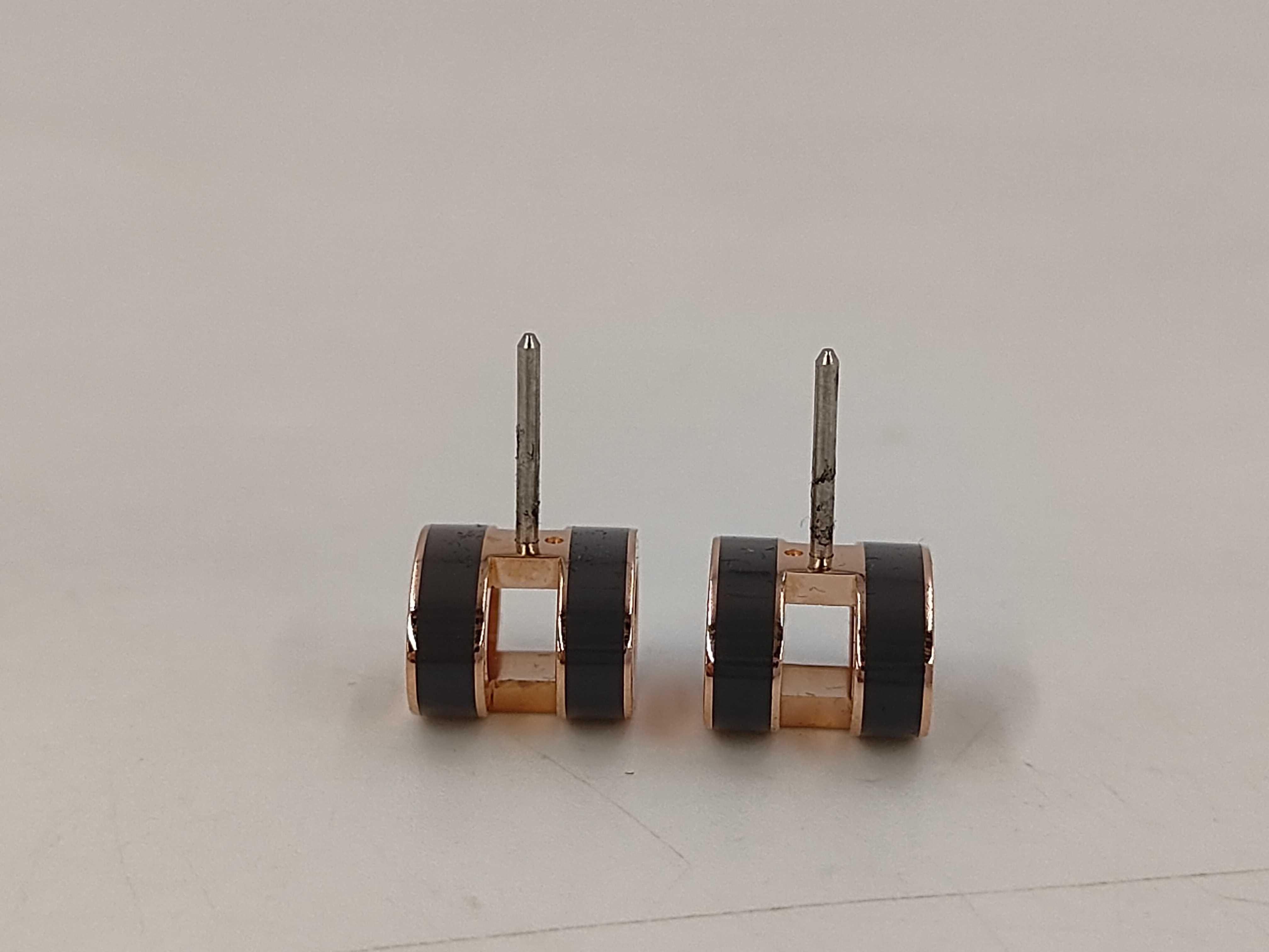 Grey Rose Gold Hardware Pop H Earrings — view 3