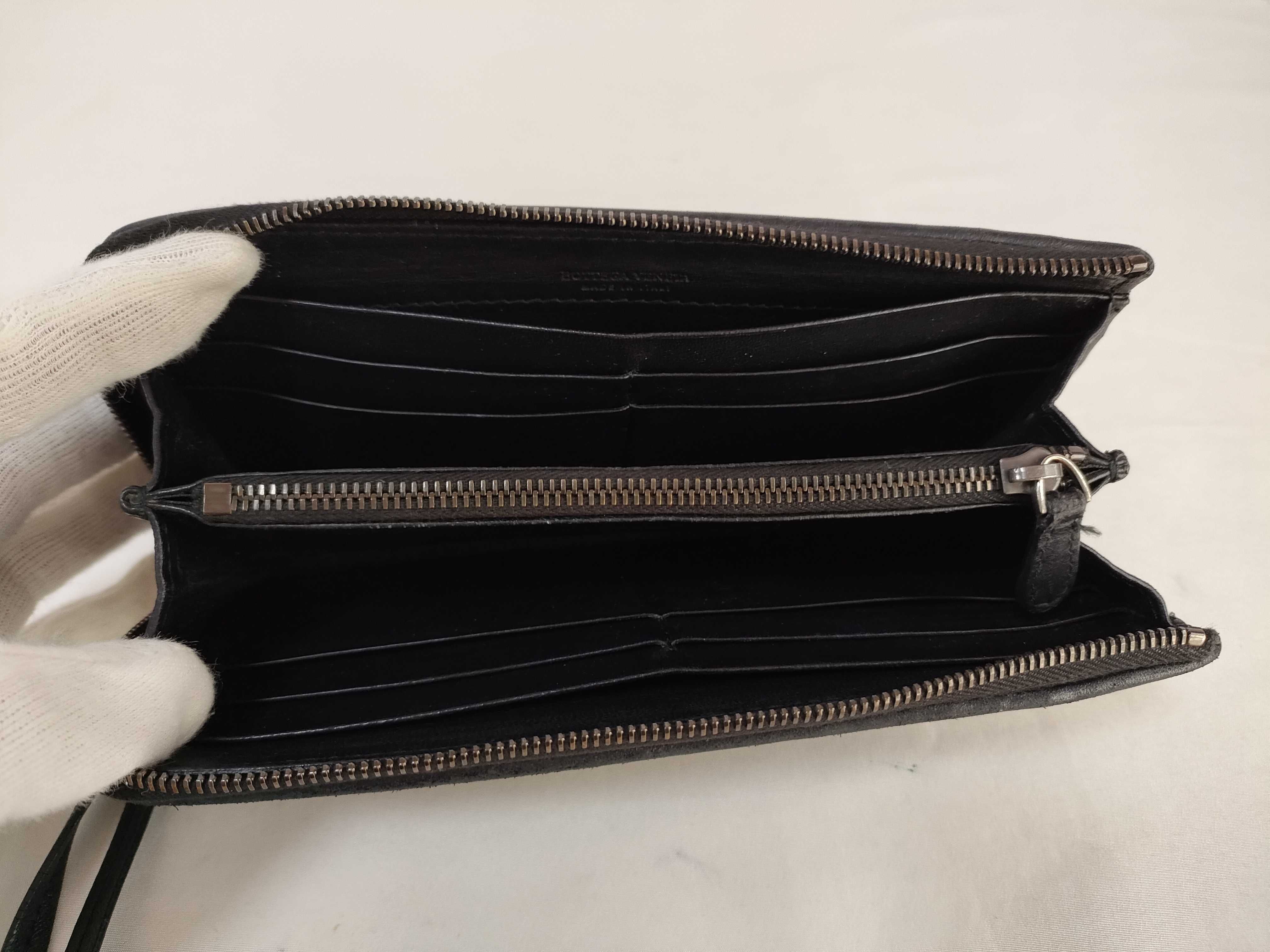 Intrecciato Long Wallet with Zipper, Black — view 11