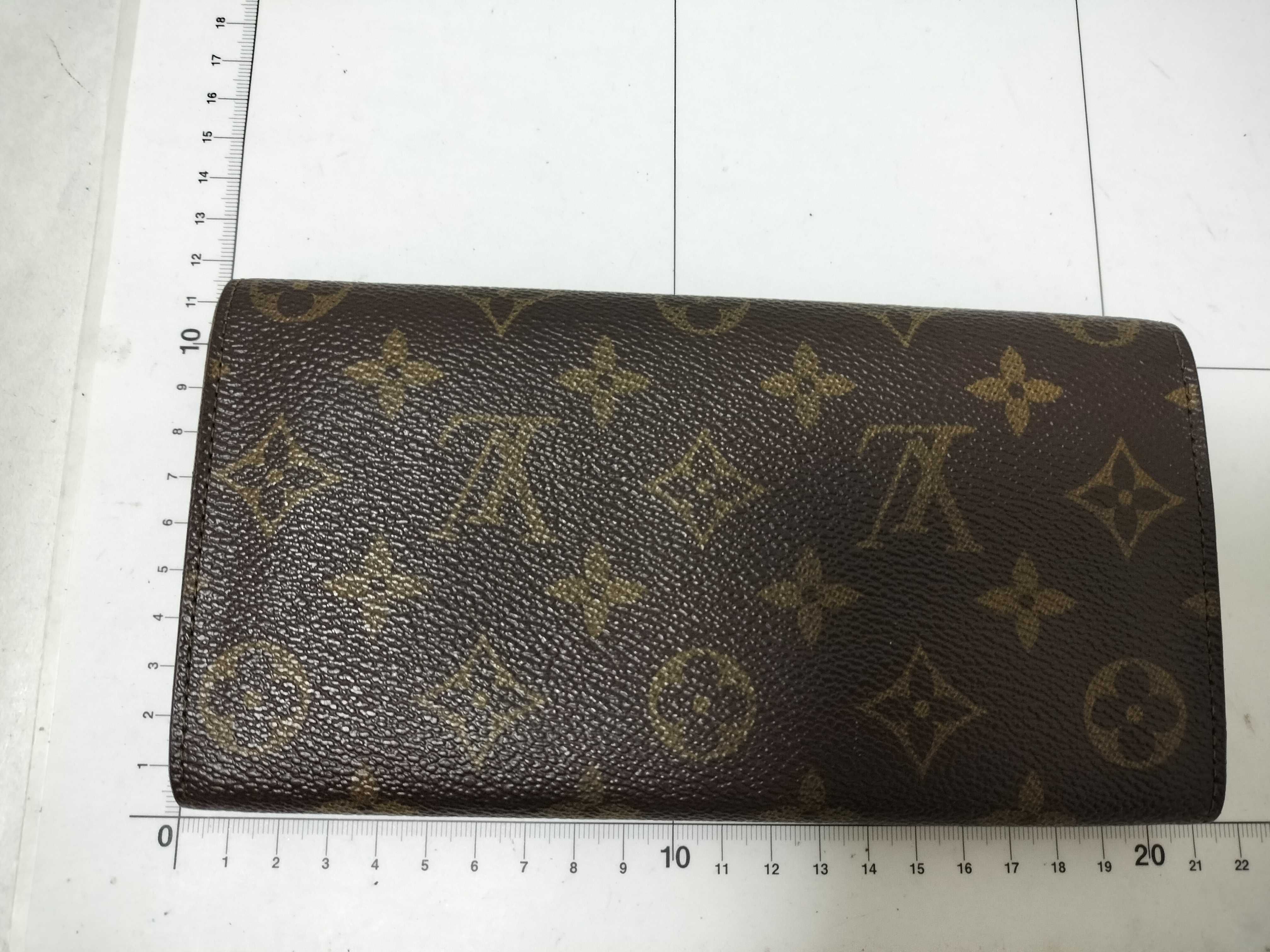 Monogram Louis Vuitton Long Wallet — view 2