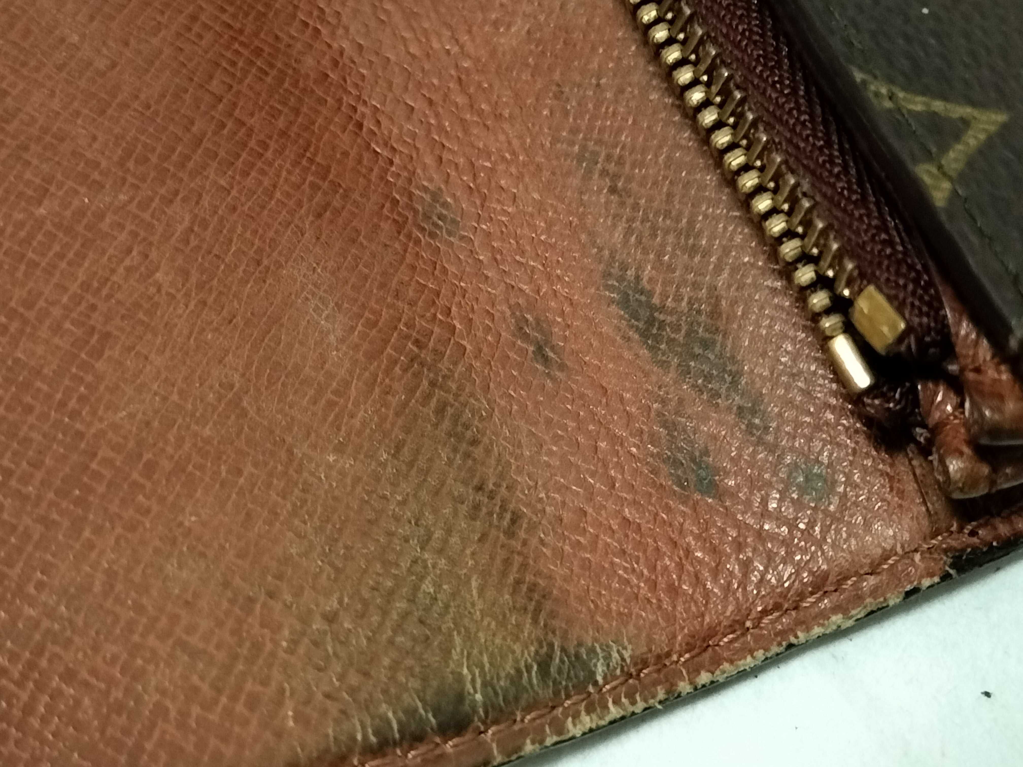 Monogram Louis Vuitton Long Wallet — view 14