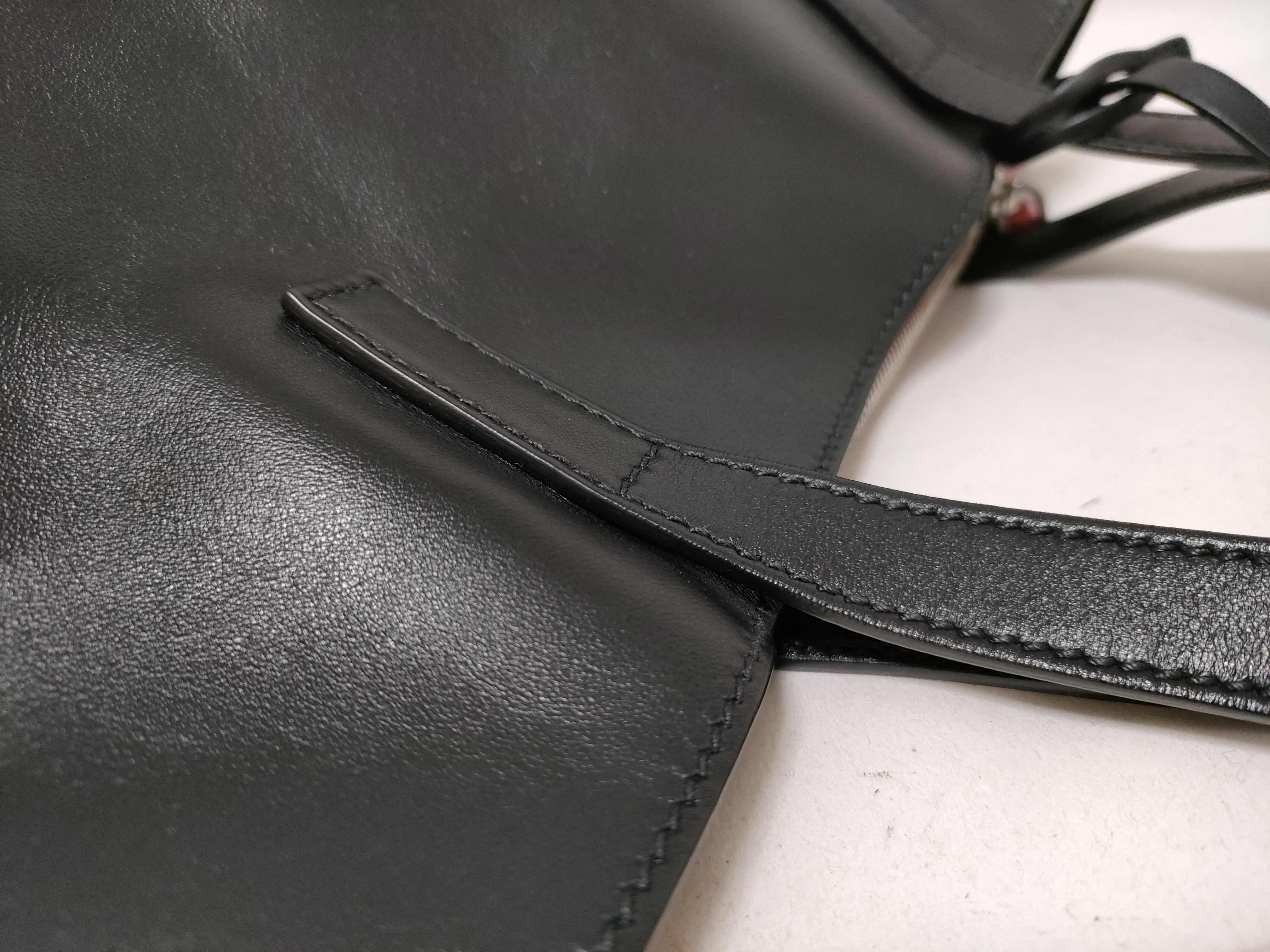 2-way Tote Bag Leather Triangle Logo Tote Bag — view 5