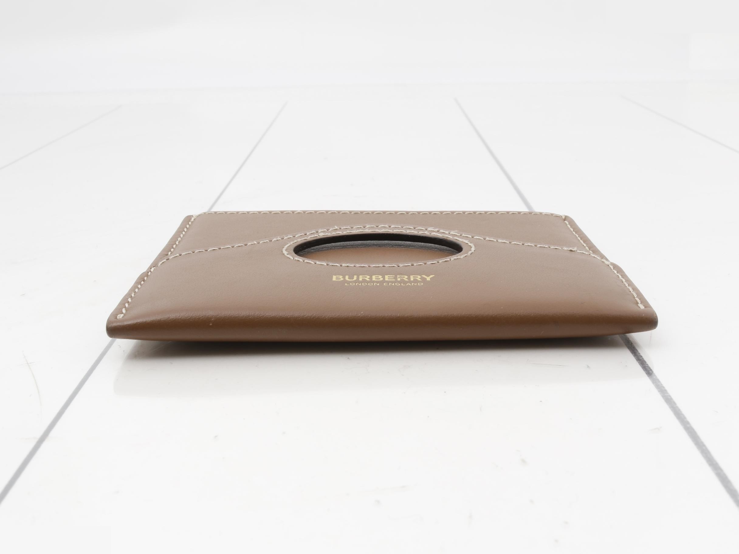 Other items: Bags, notebook covers, card cases, etc. — view 3