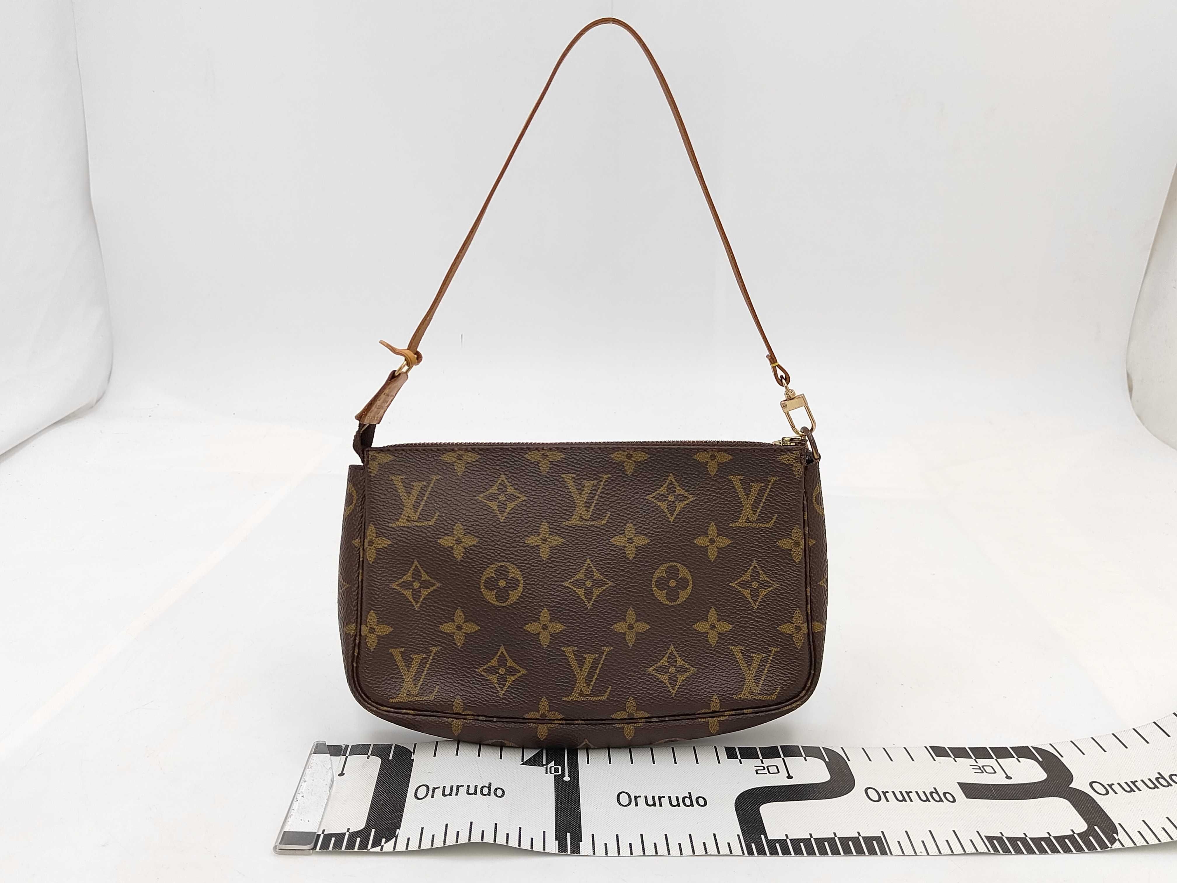 Monogram Accessoires AR0040 Shoulder Bag — view 2
