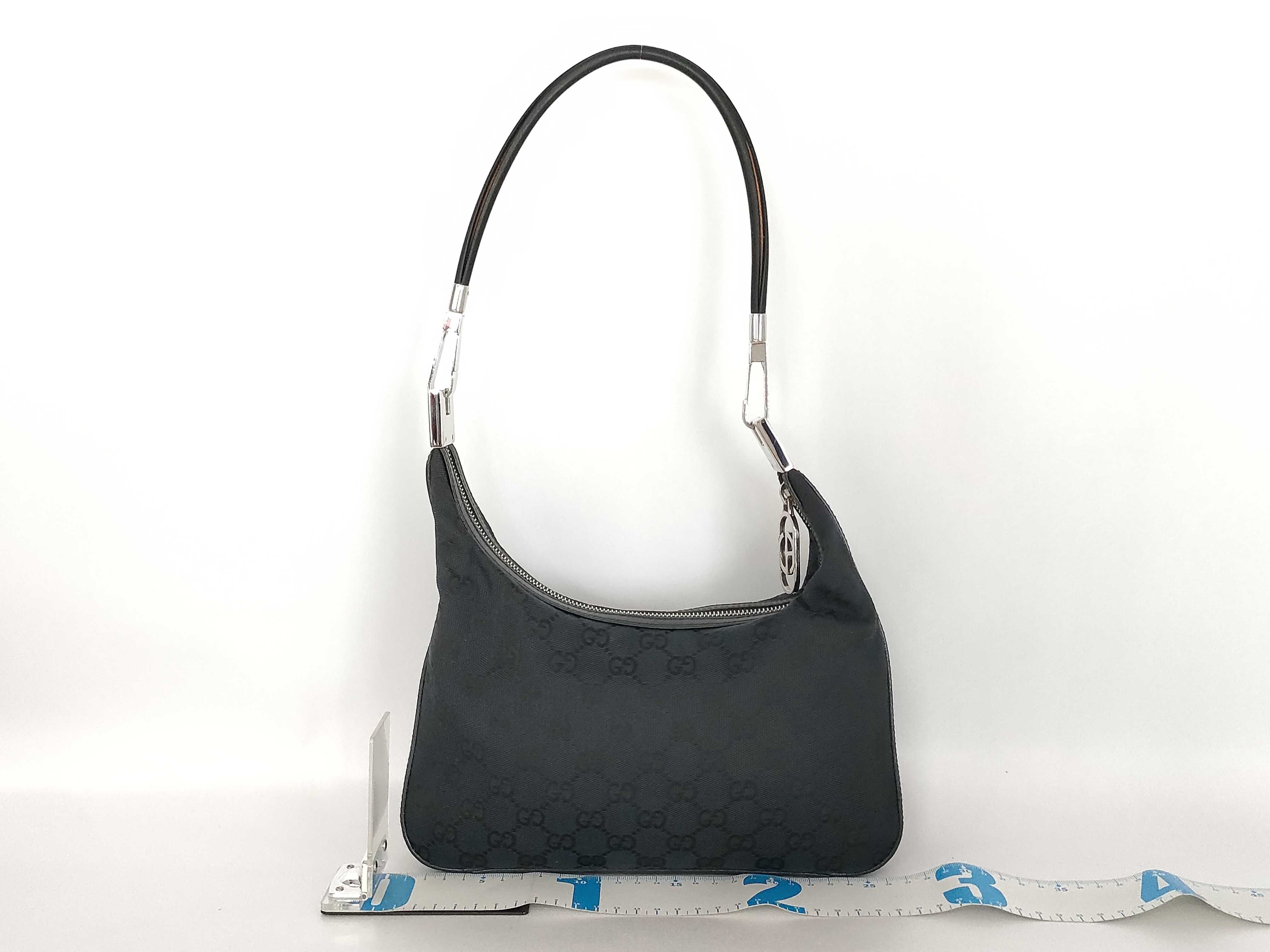 GG Canvas 001.3812 One-Shoulder Shoulder Bag — view 2