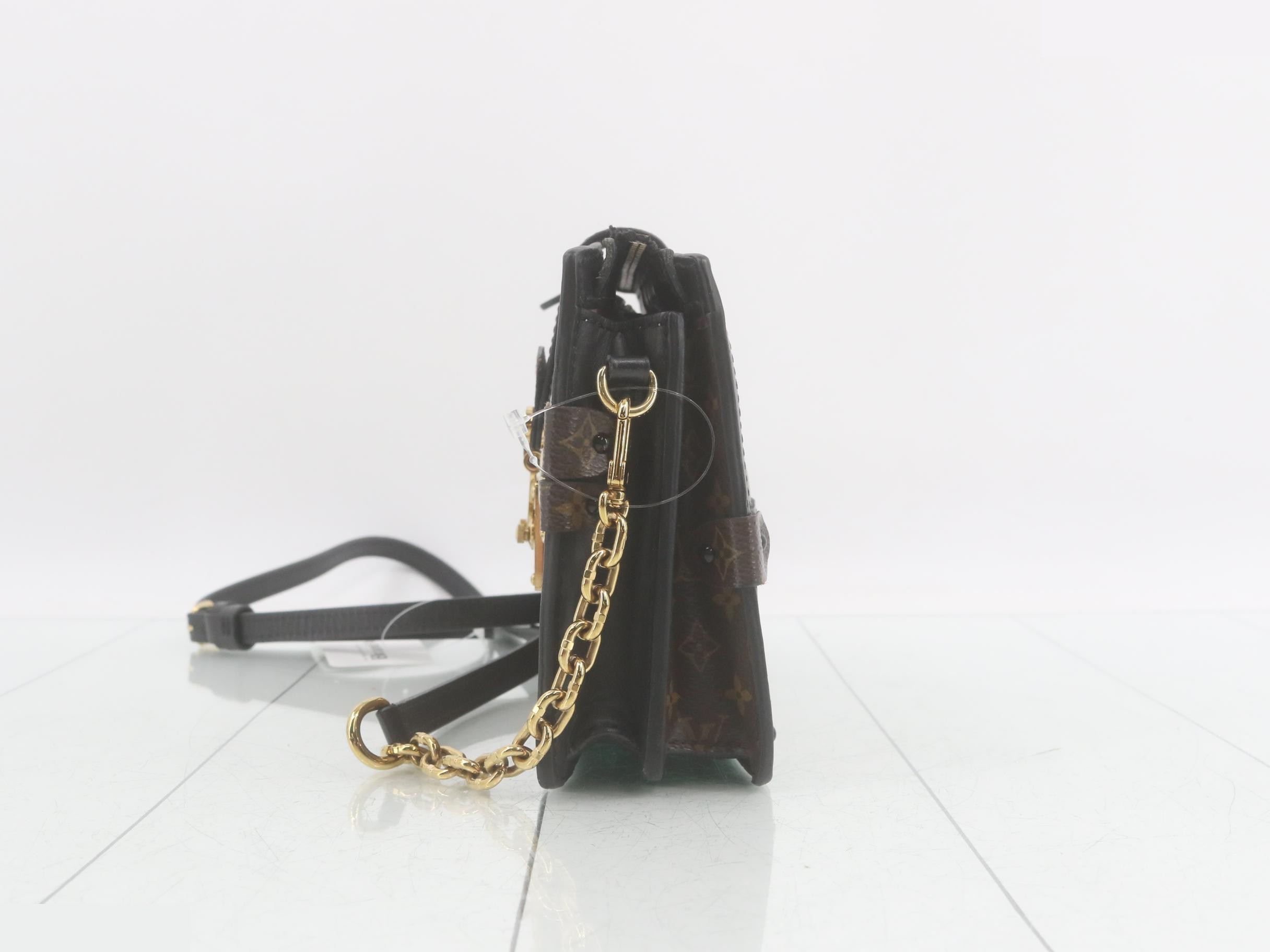 Shoulder bag — view 3
