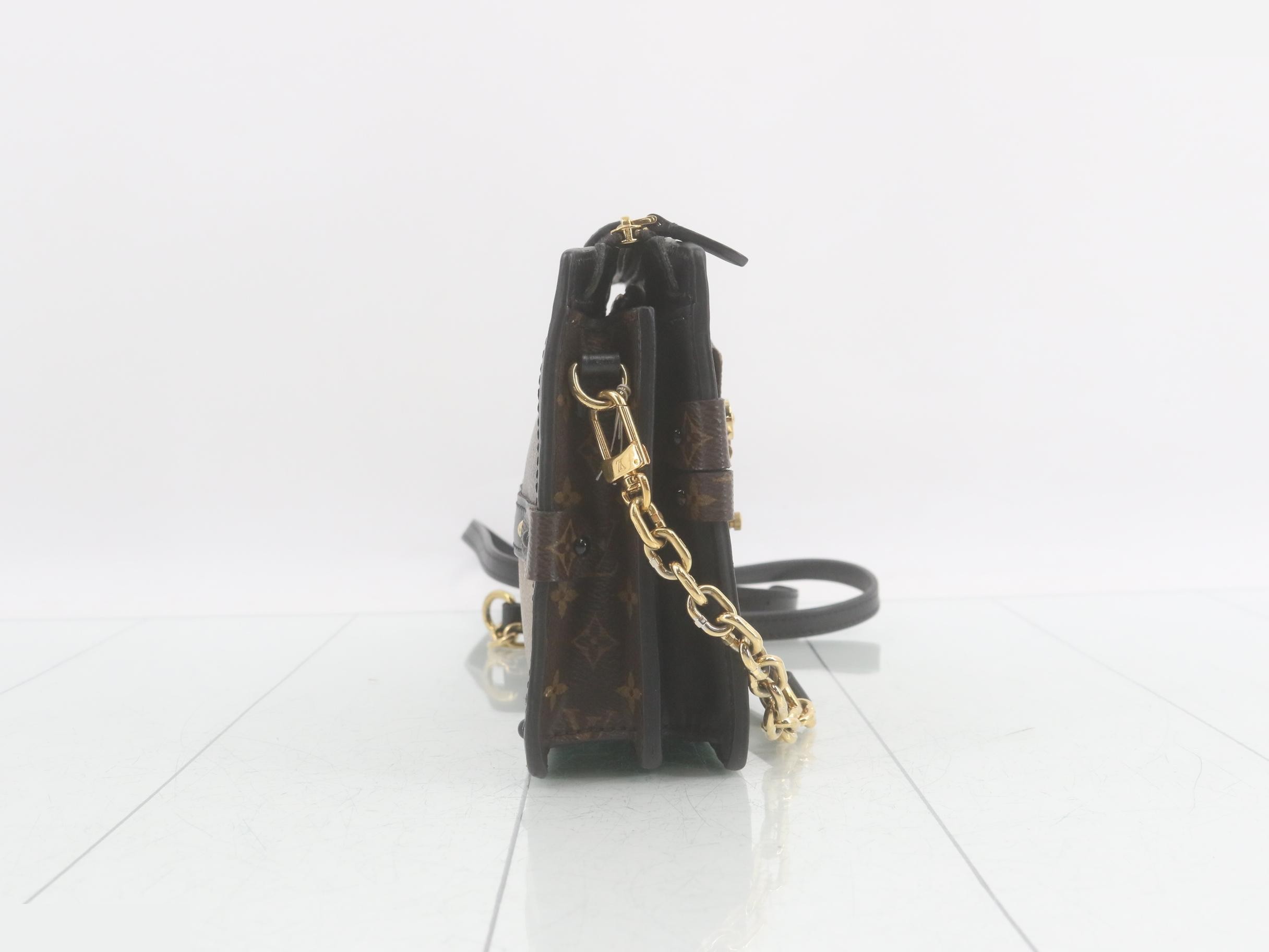 Shoulder bag — view 4