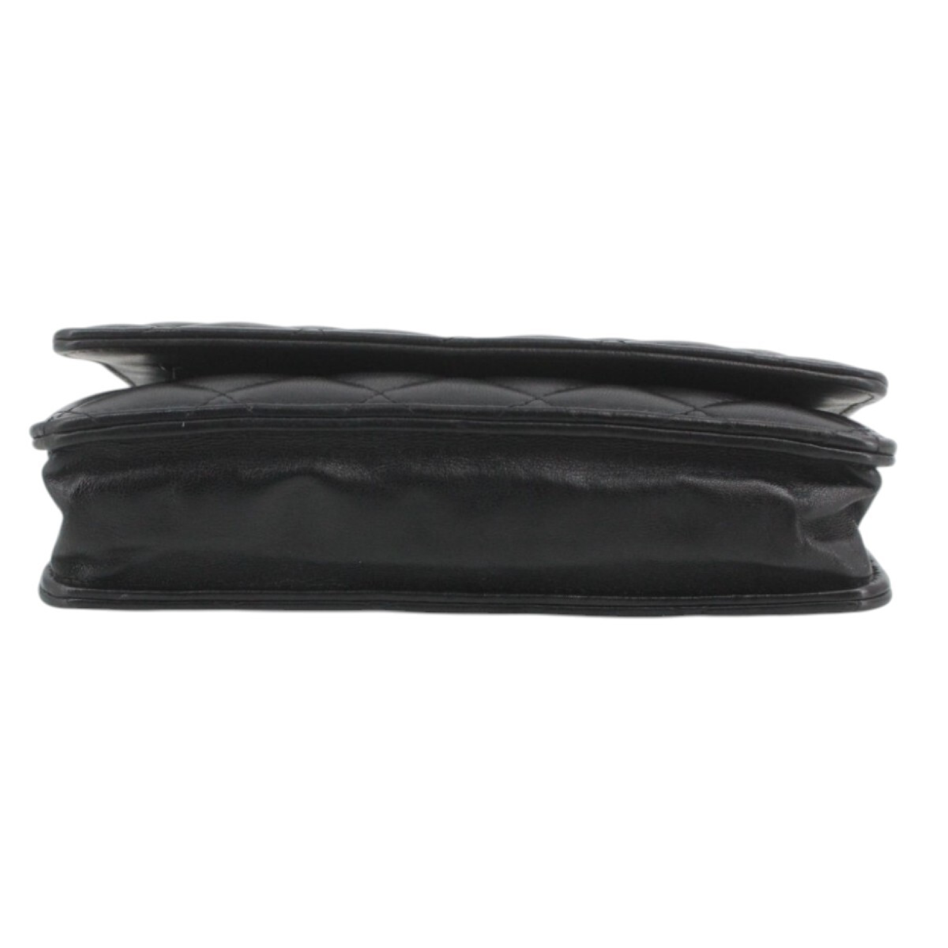 Matelassé Lambskin Chain Wallet, with original seal, serial number in the 27 range, shoulder bag. — view 3