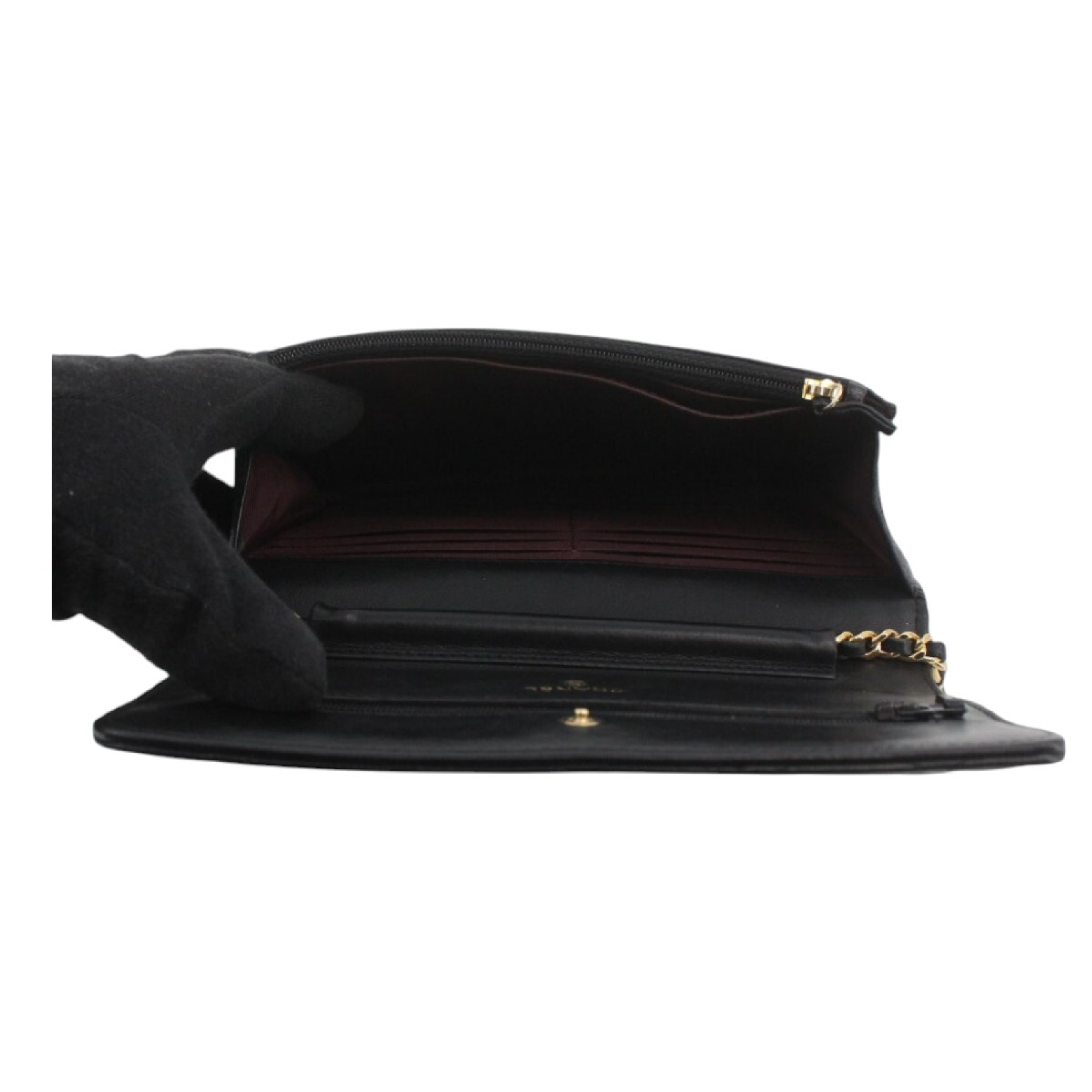 Matelassé Lambskin Chain Wallet, with original seal, serial number in the 27 range, shoulder bag. — view 4