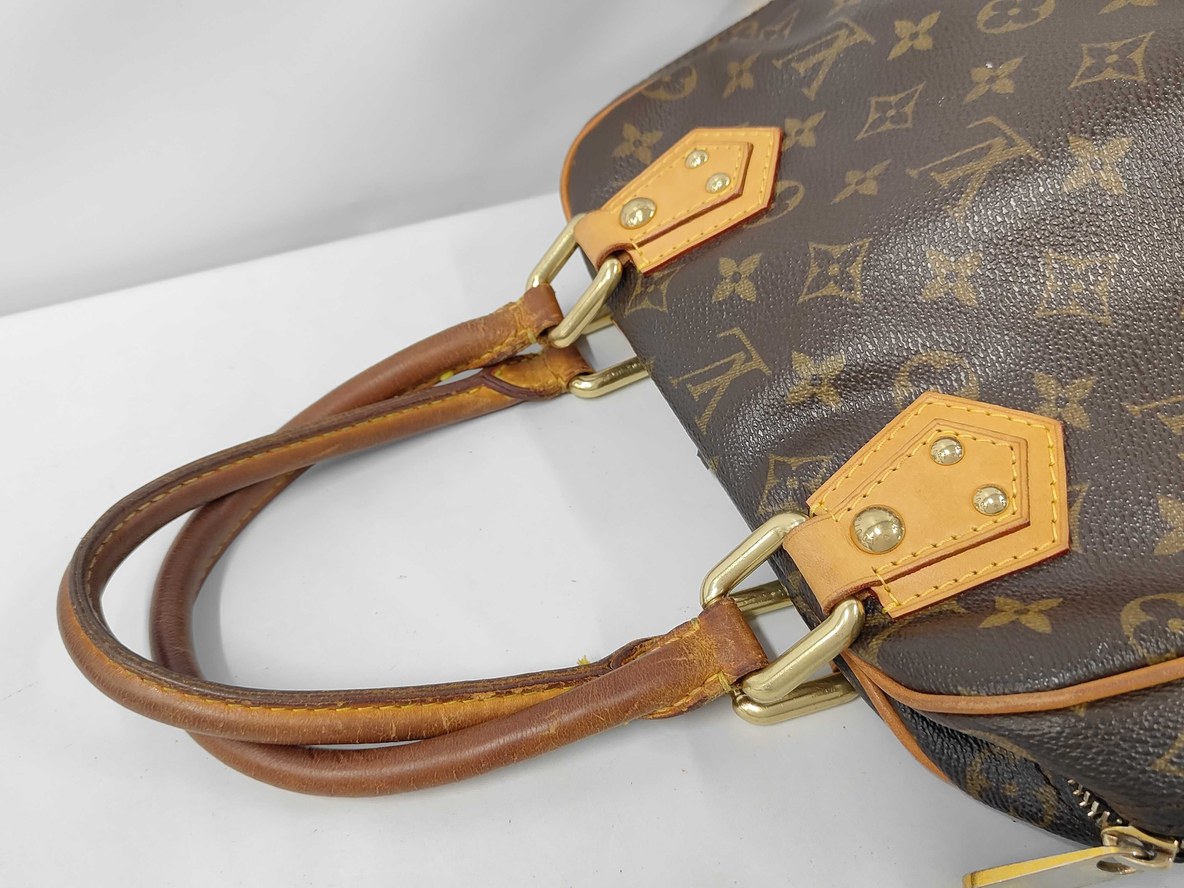 M40026 Monogram Manhattan PM Handbag — view 5