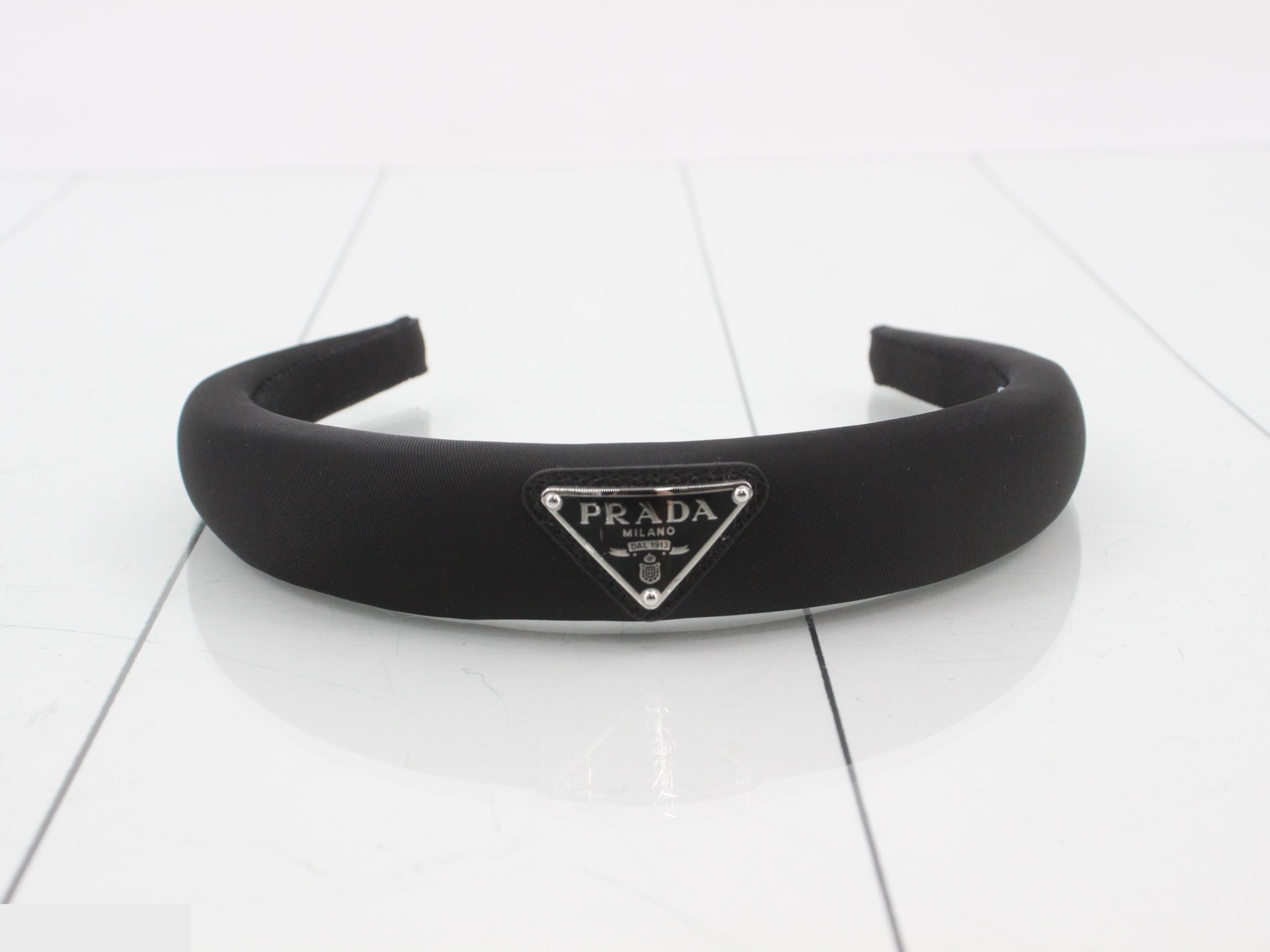 1IH080 Unused Nylon Triangular Plate Headband