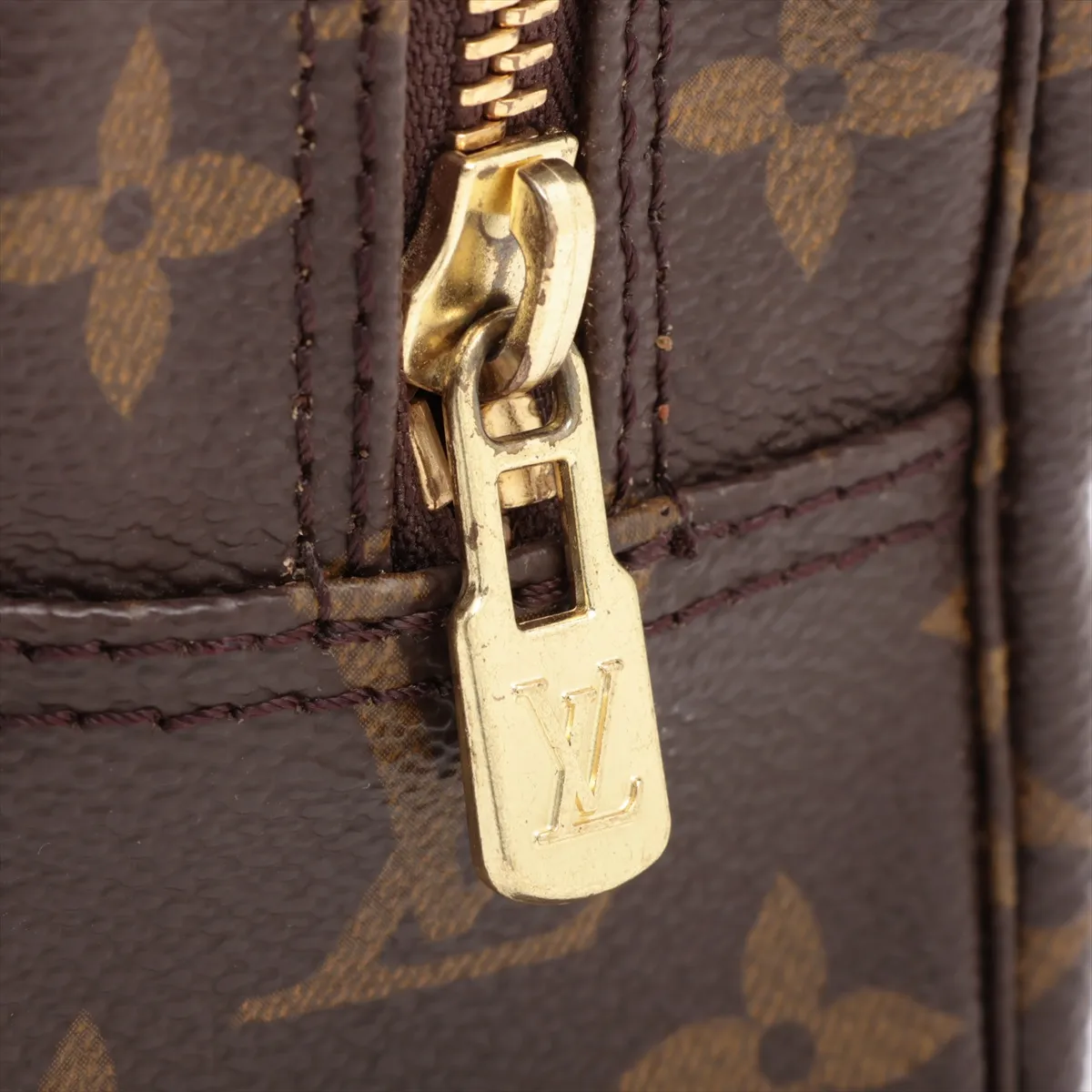 Monogram True Toilet 23 M47524 MB5017 Brown Pouch — view 5
