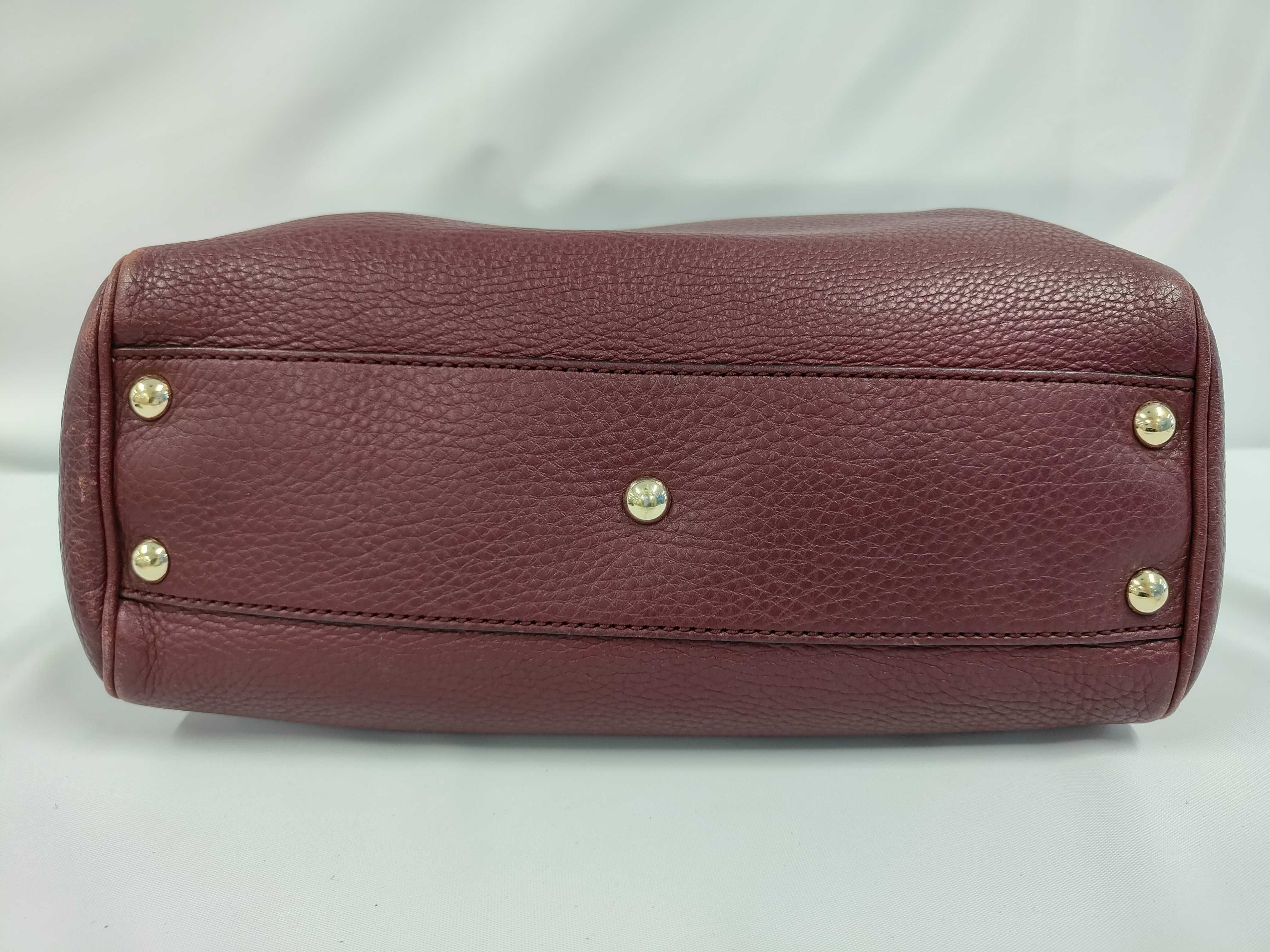 D. Gucci Bamboo Shopper Leather Handbag — view 3