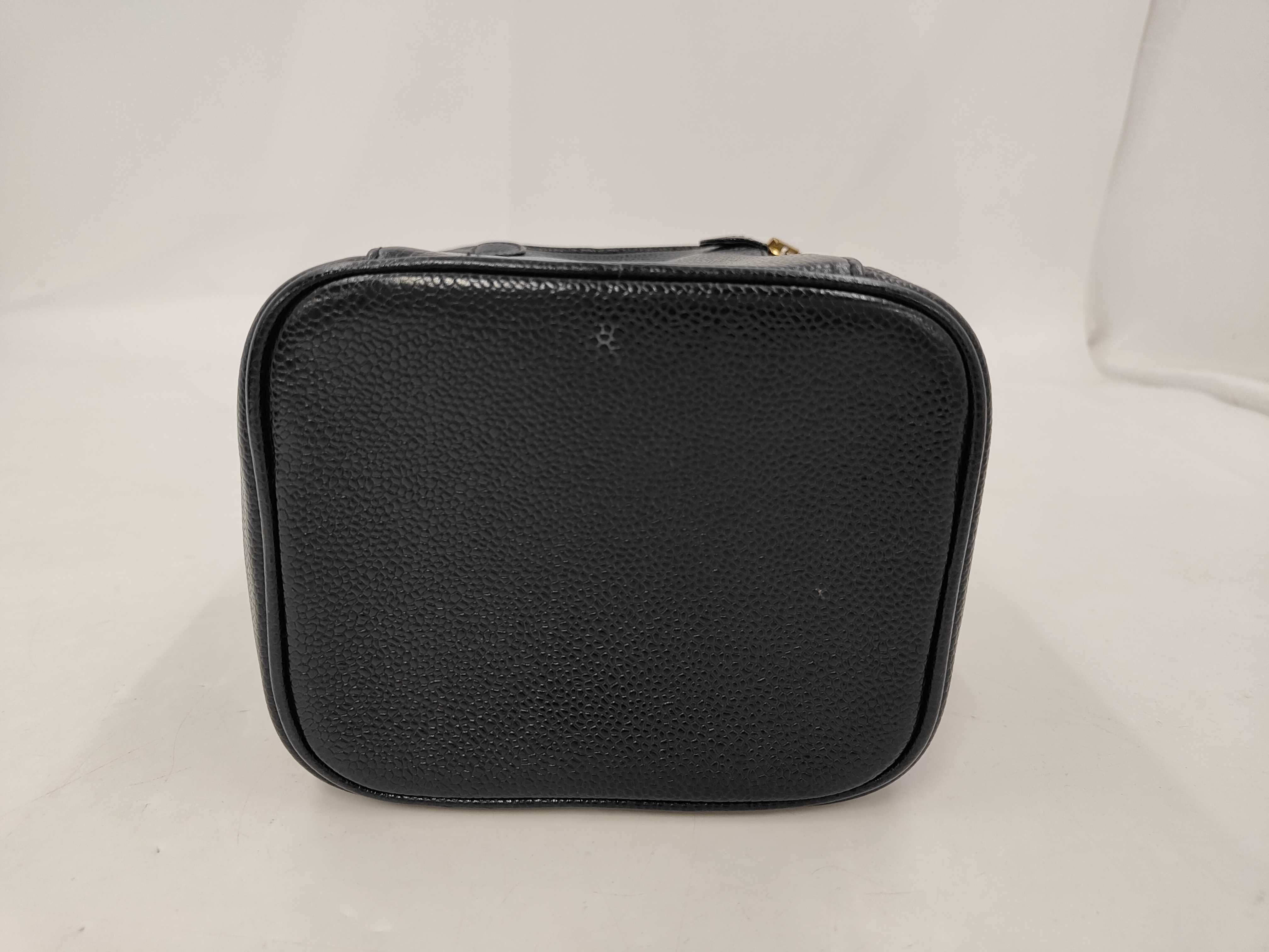 Coco Mark Caviar Skin Vanity Bag Black Gold Hardware 7577188 Serial Number 7 Series Handbag — view 4