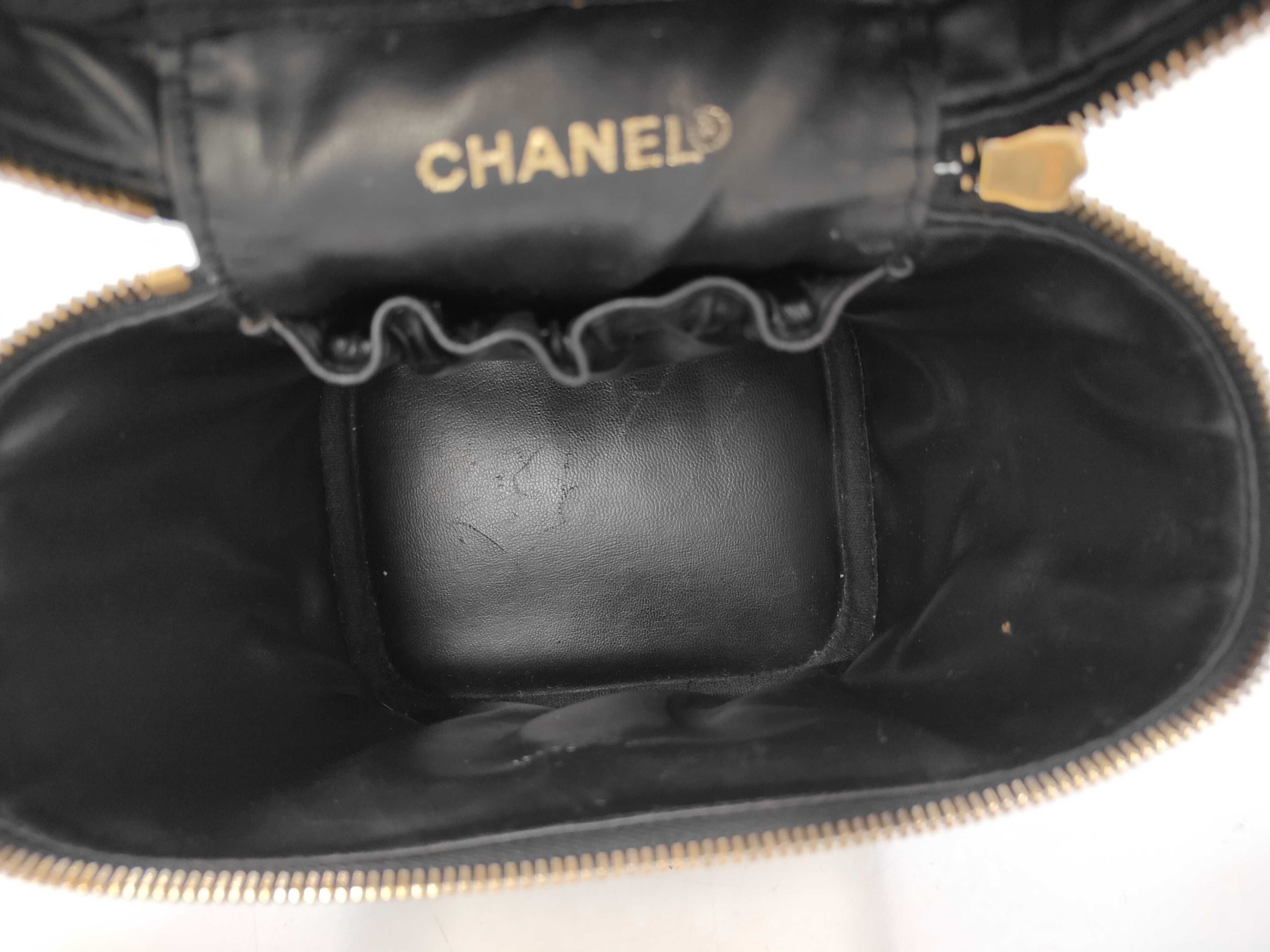 Coco Mark Caviar Skin Vanity Bag Black Gold Hardware 7577188 Serial Number 7 Series Handbag — view 9