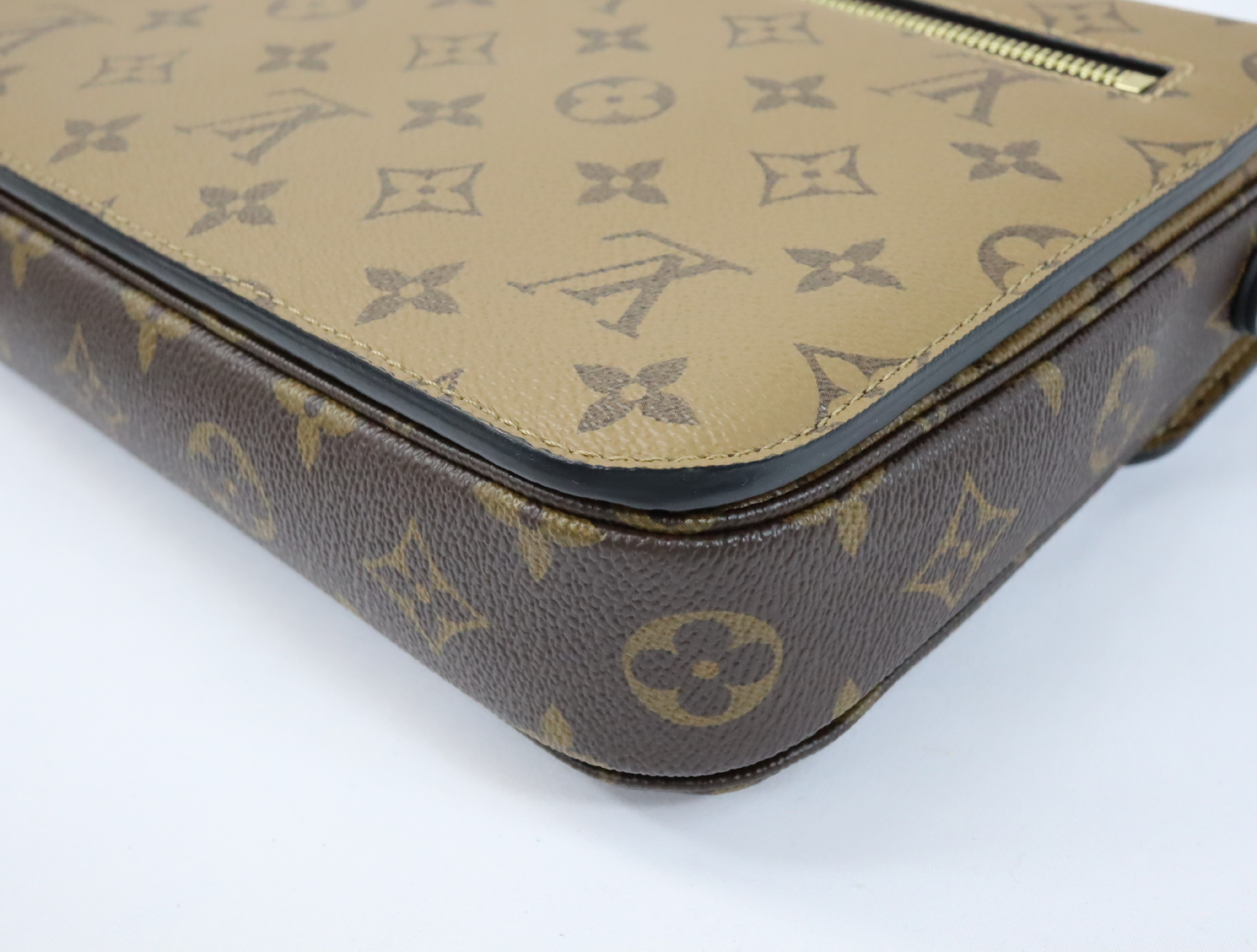 Monogram Reverse Pochette Metis MM M44876 (RFID detected) Shoulder Bag — view 8