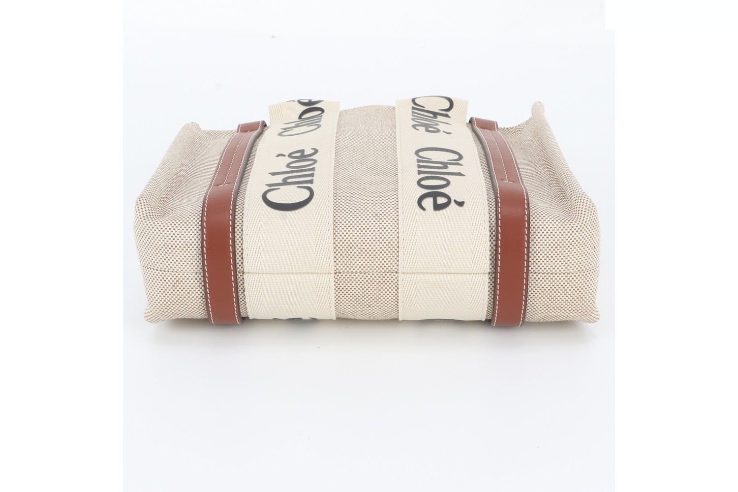 Woody Small 03 2175 65 Leather Handbag — view 6