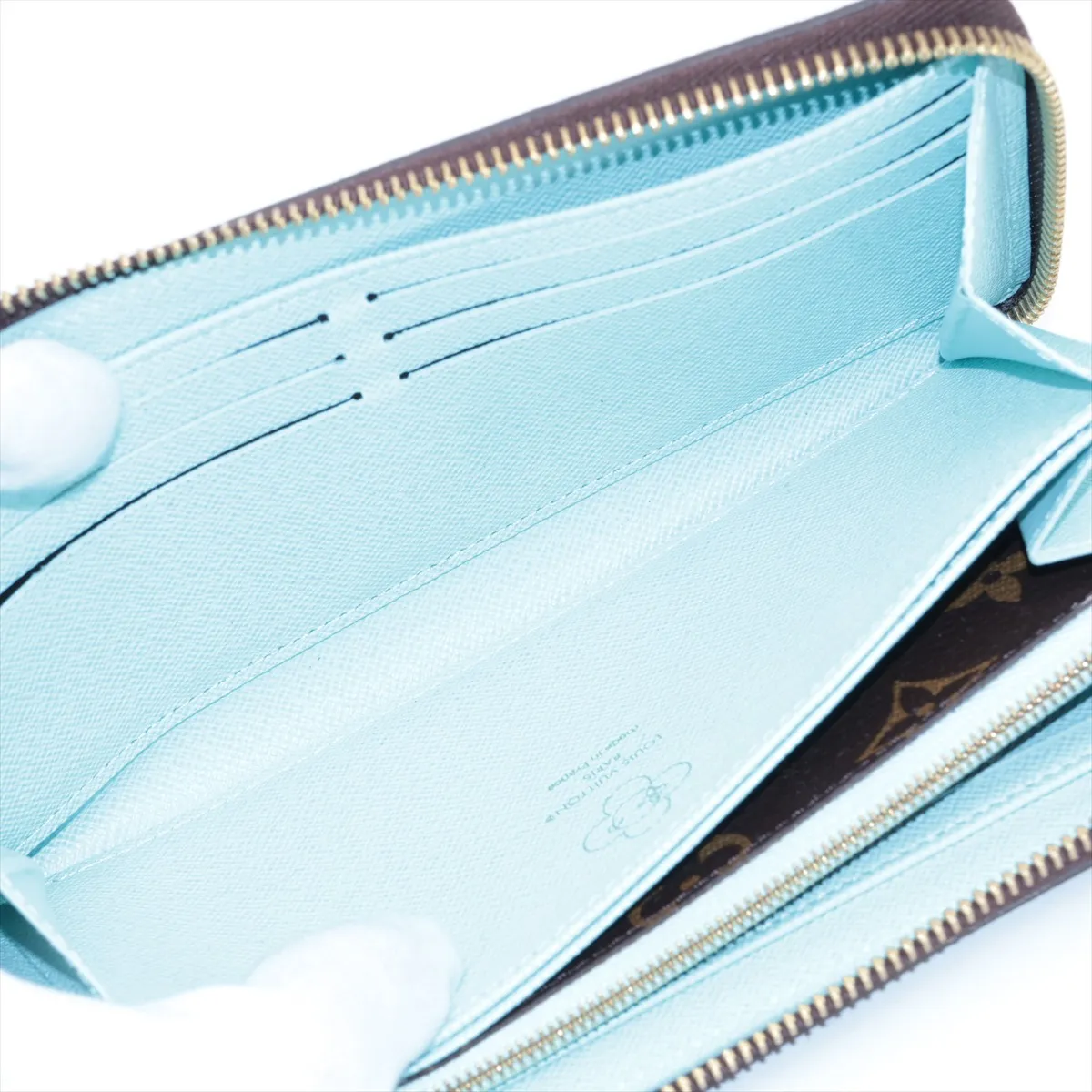 Monogram Vivienne Zippy Wallet M12223 Azure Frost Round Zip Wallet RFID Reactive — view 5