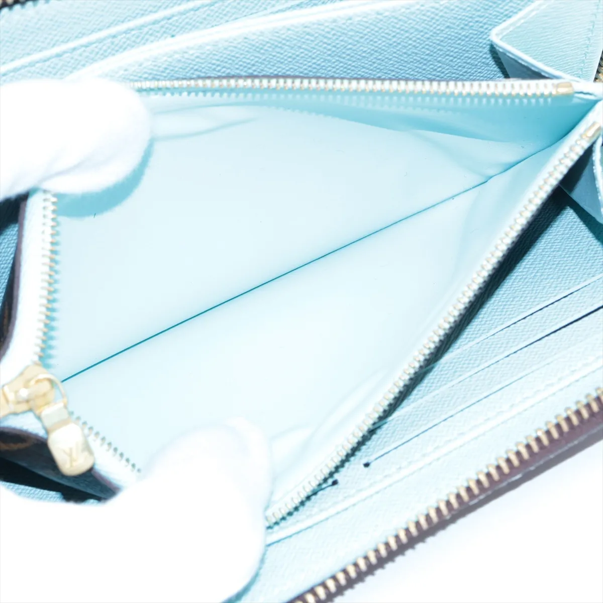 Monogram Vivienne Zippy Wallet M12223 Azure Frost Round Zip Wallet RFID Reactive — view 10