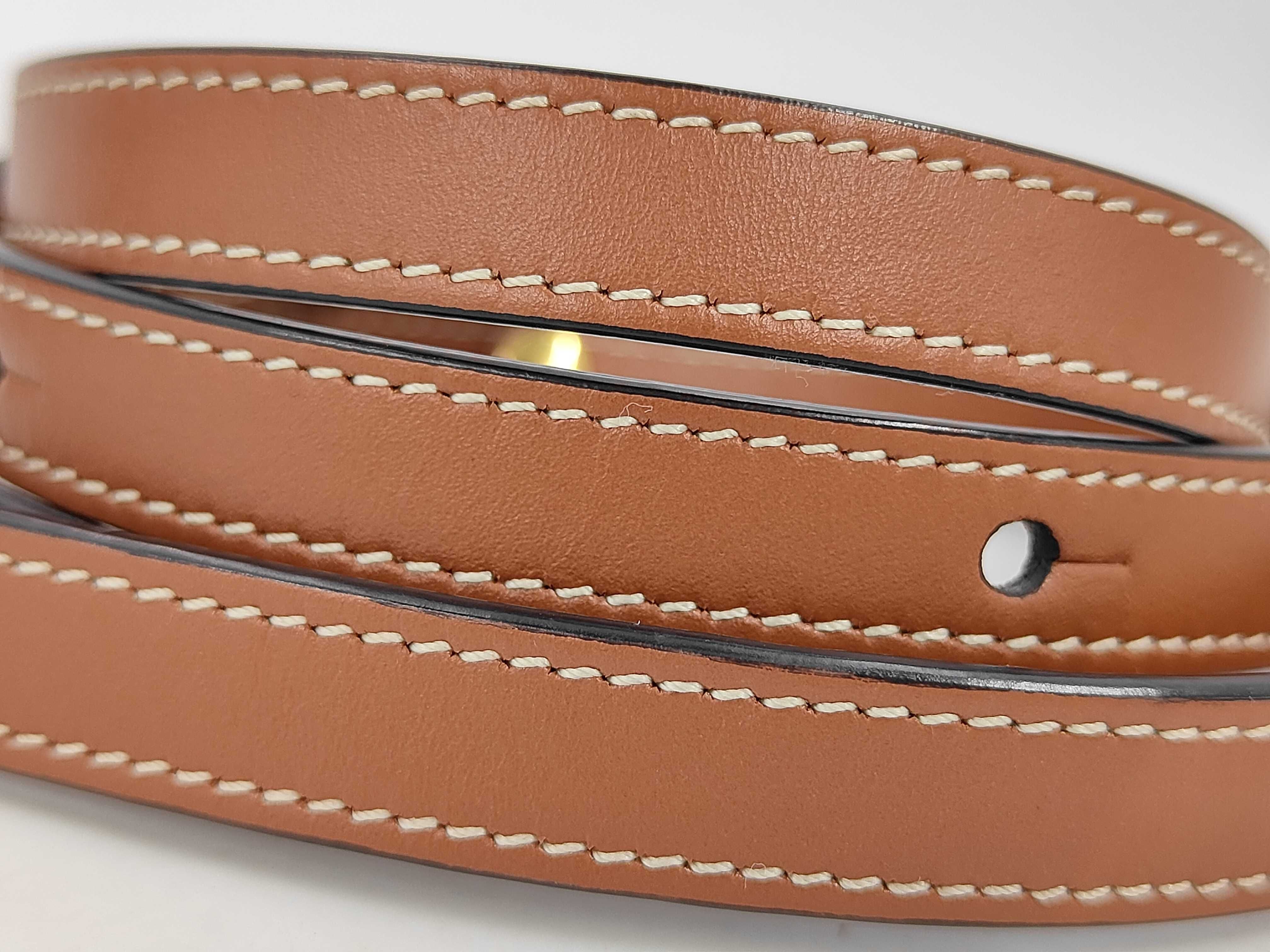 Triomphe Shoulder Bag — view 9