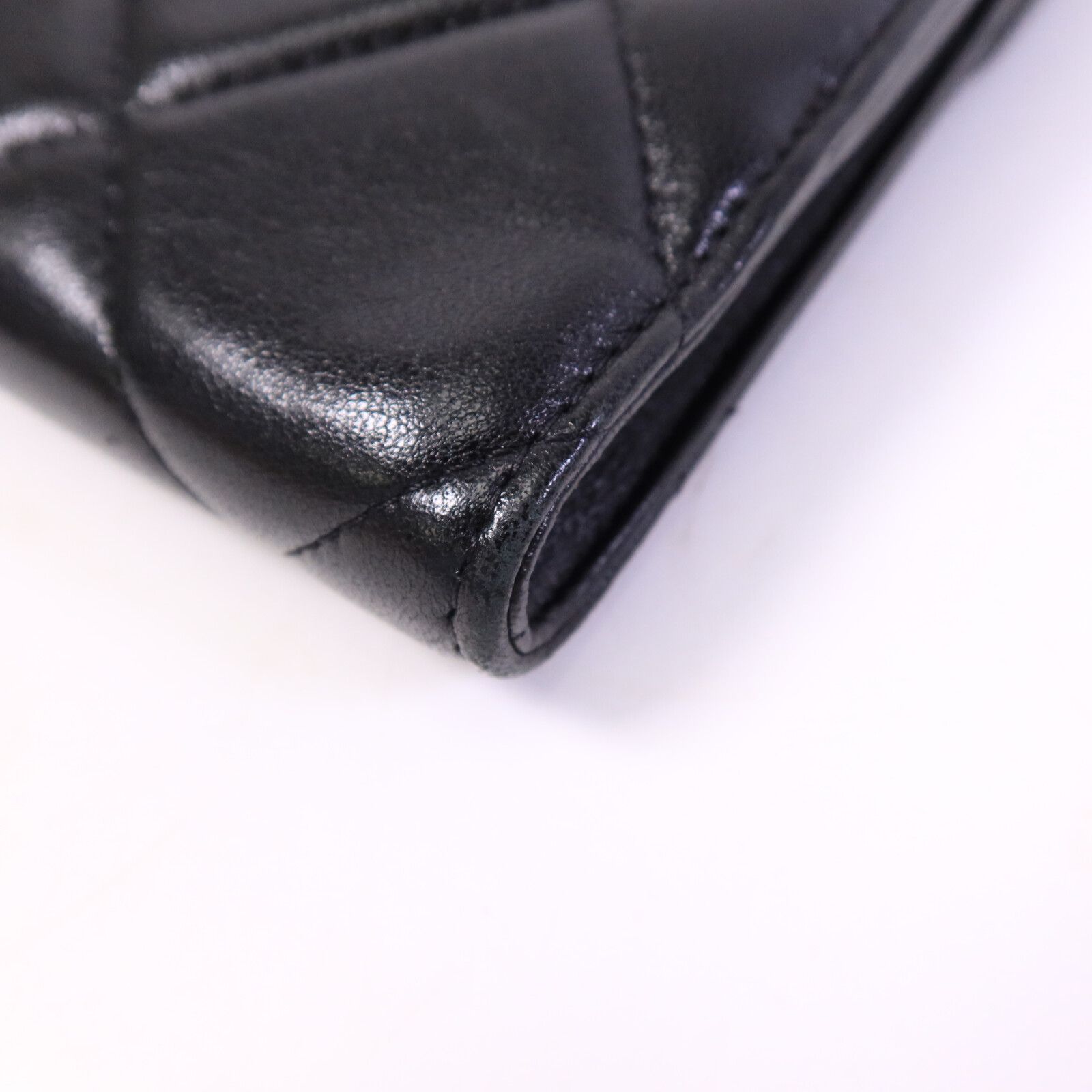 Lambskin Leather 19 Phone Holder/Bag w/Chain Strap — view 12