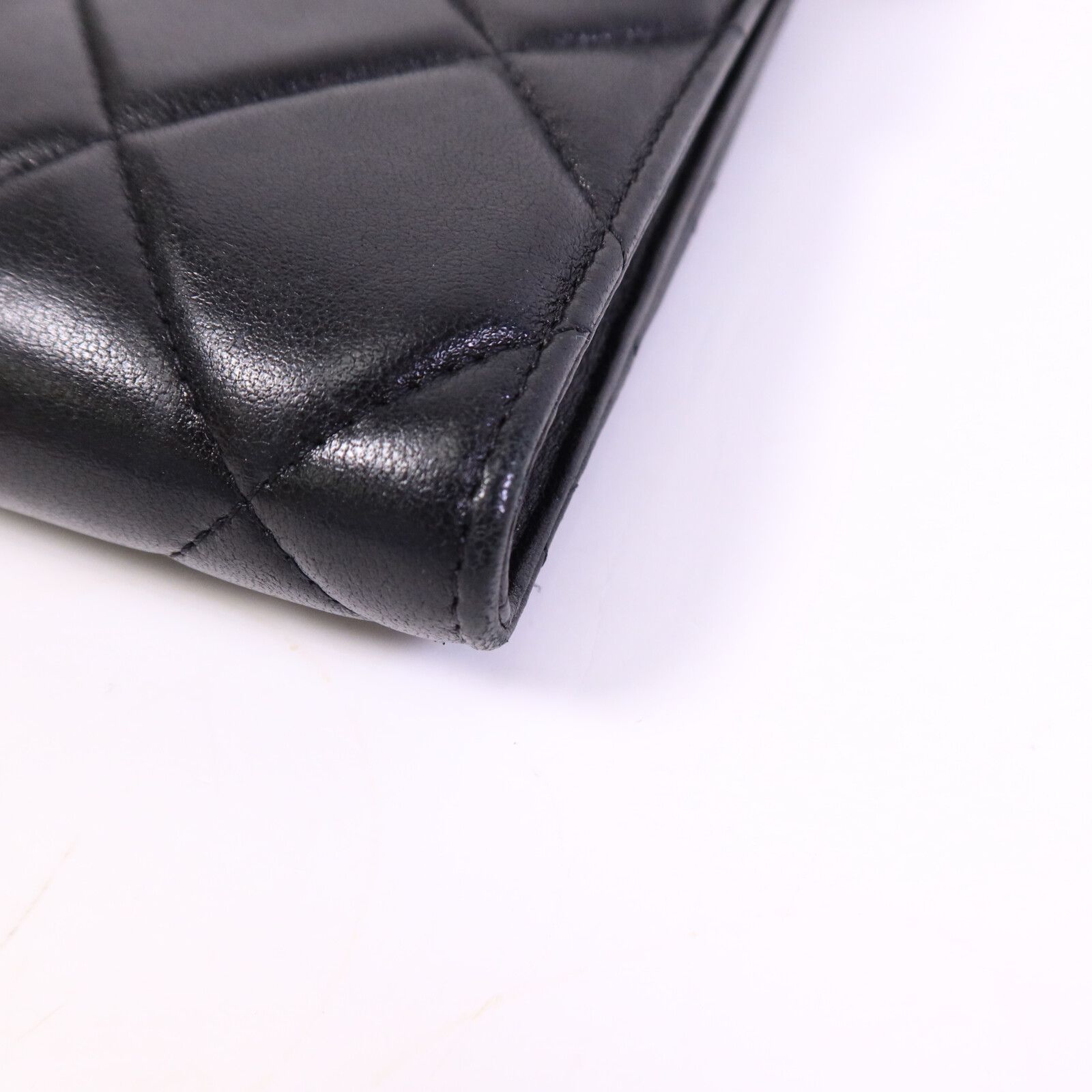 Lambskin Leather 19 Phone Holder/Bag w/Chain Strap — view 10