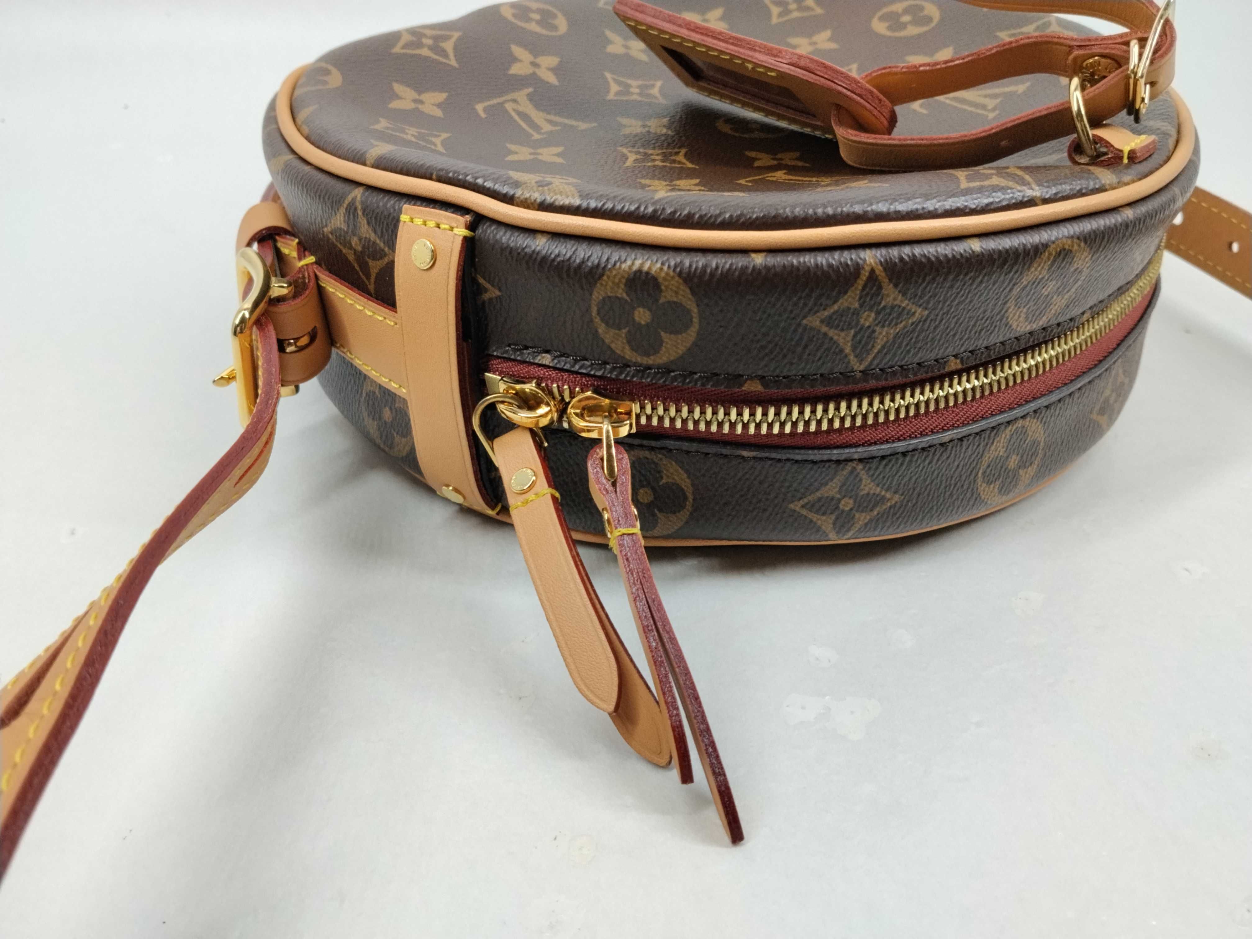 Monogram Louis Vuitton Boite Chapeau Souple MM Monogram Shoulder Bag M45647 Shoulder Bag — view 8