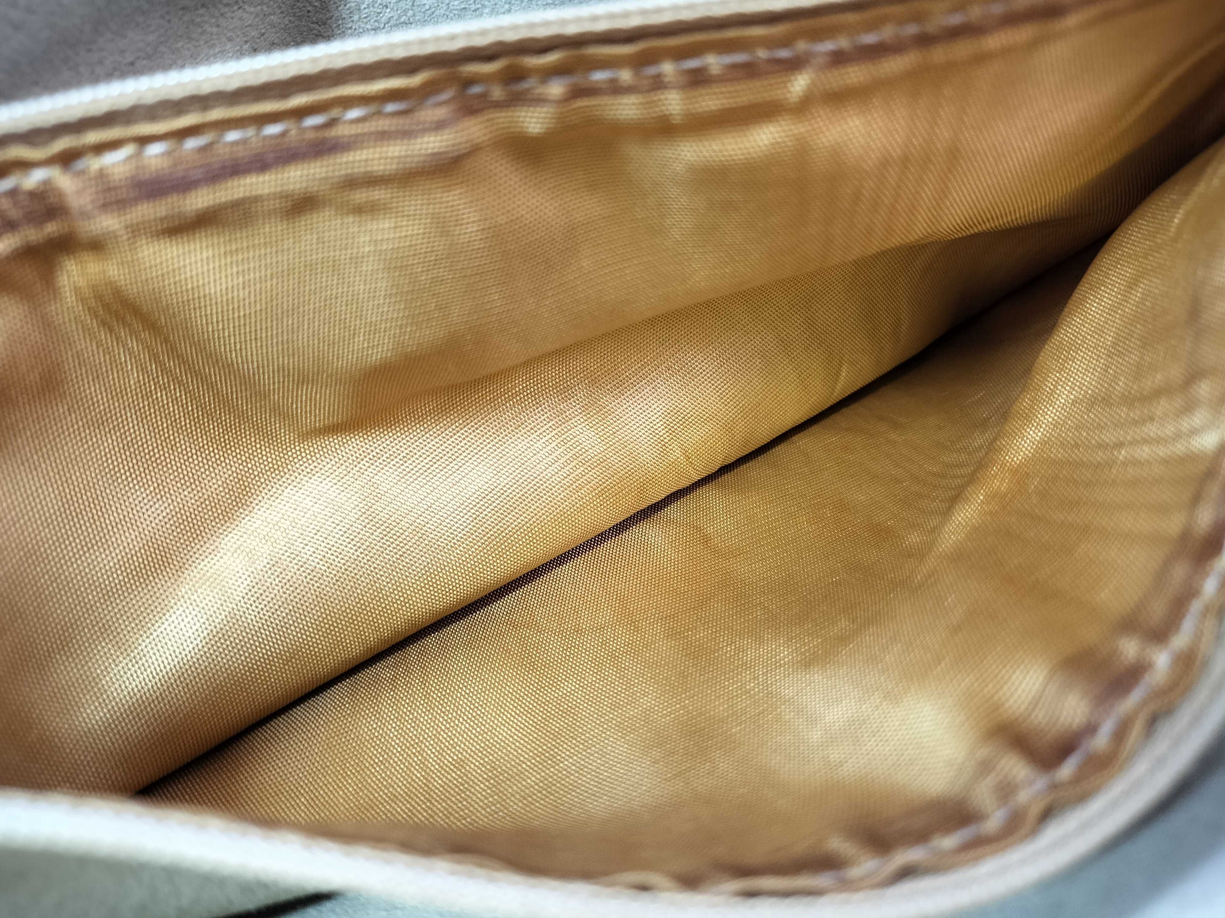 GG Canvas Gucci Clutch Second Bag — view 9