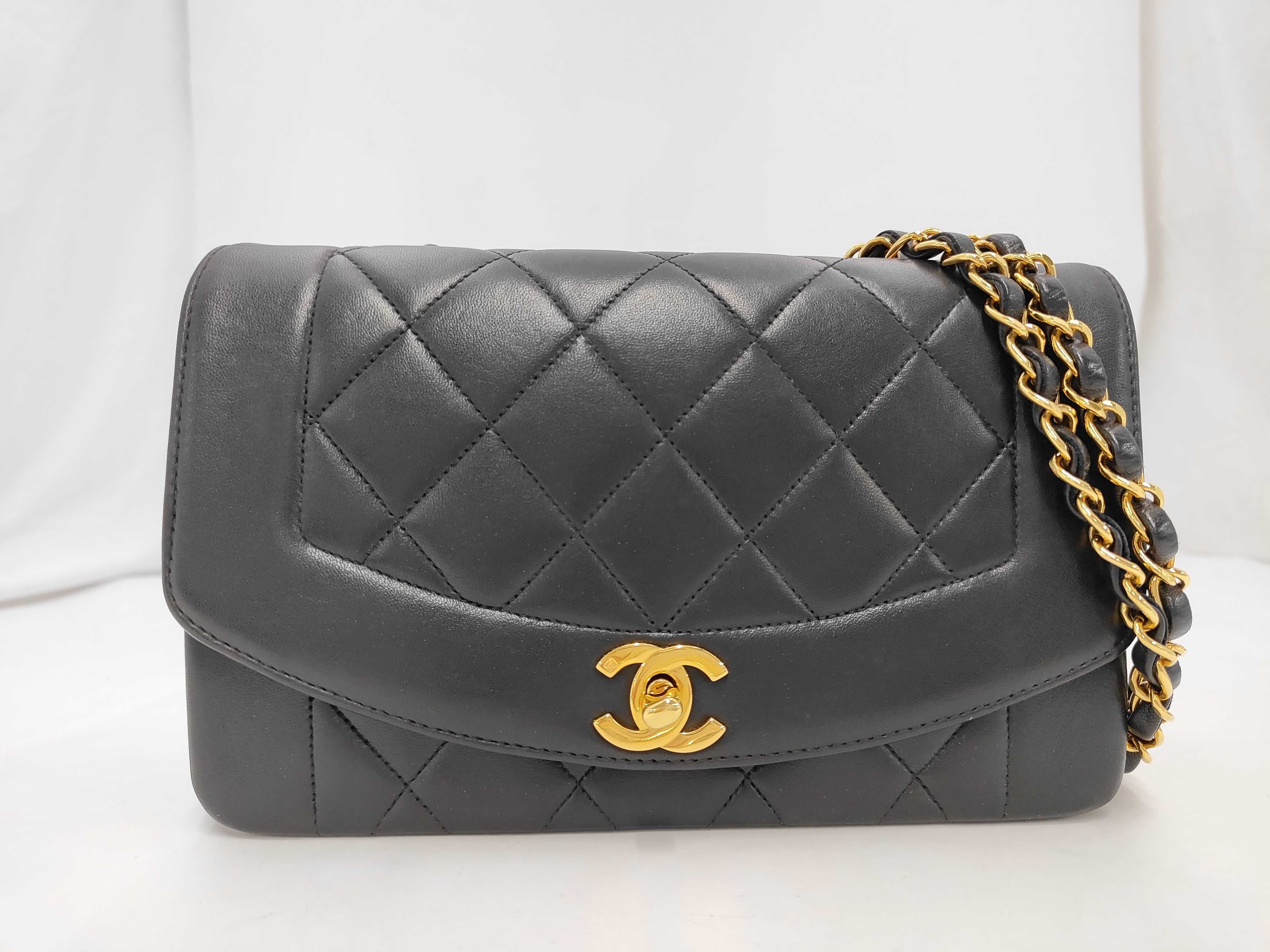 Diana 22 Lambskin Matelassé Shoulder Bag