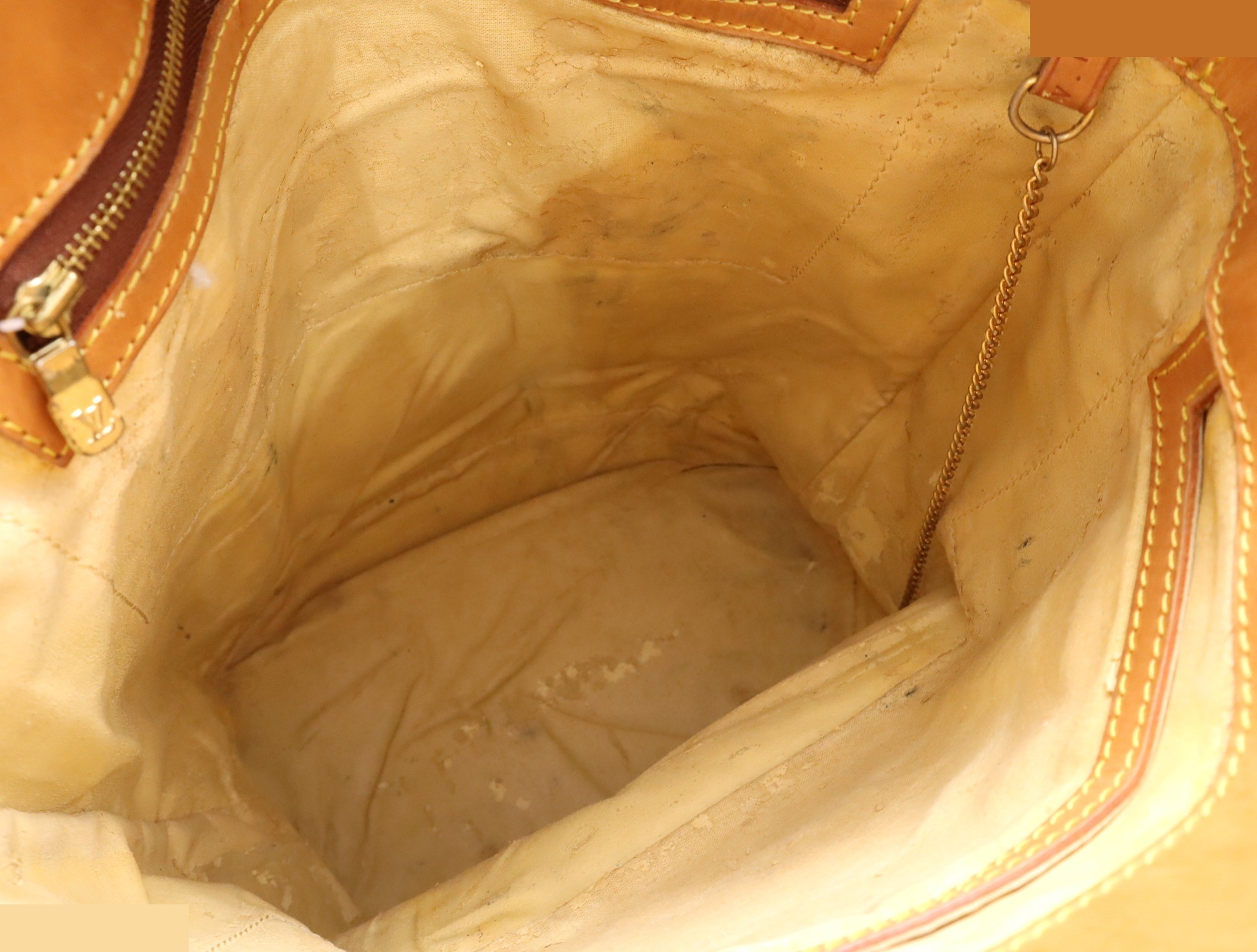 Bucket GM — view 7
