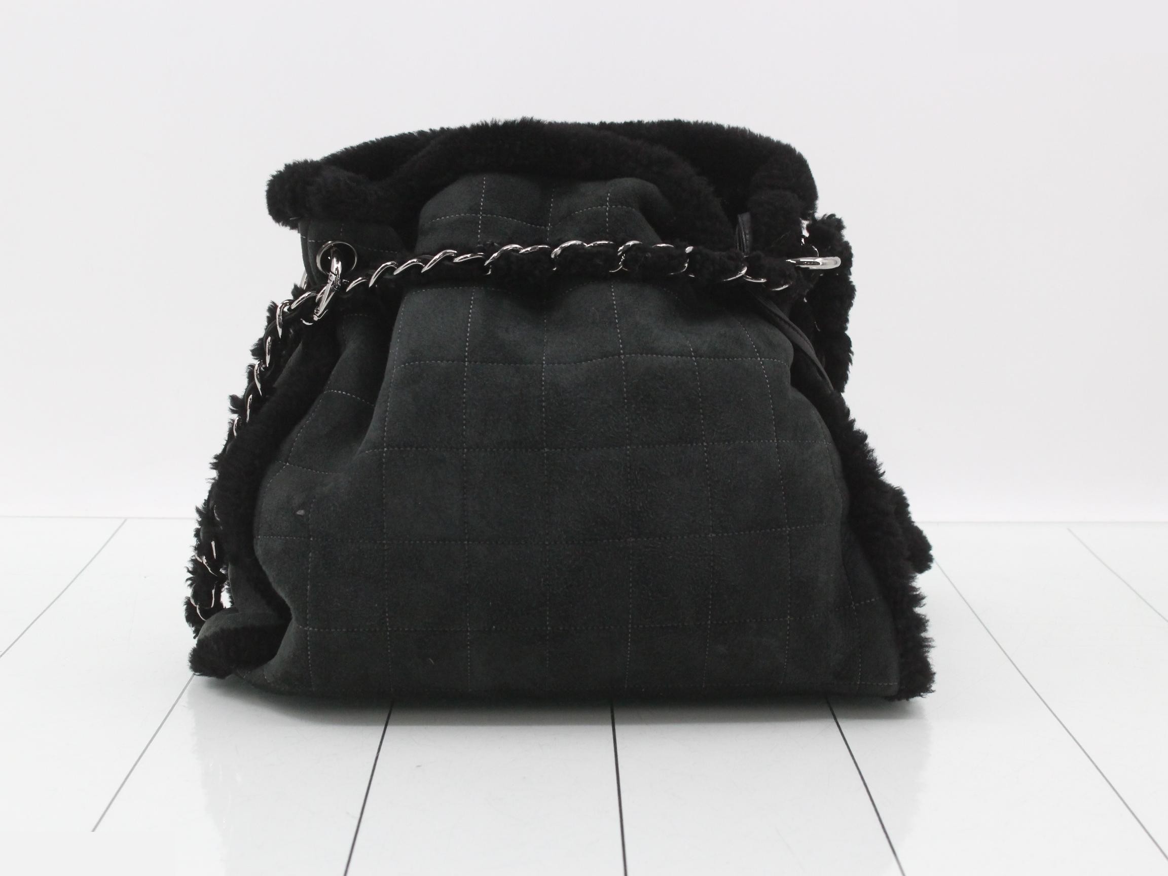 Camellia Mouton Chain Shoulder Bag — view 2