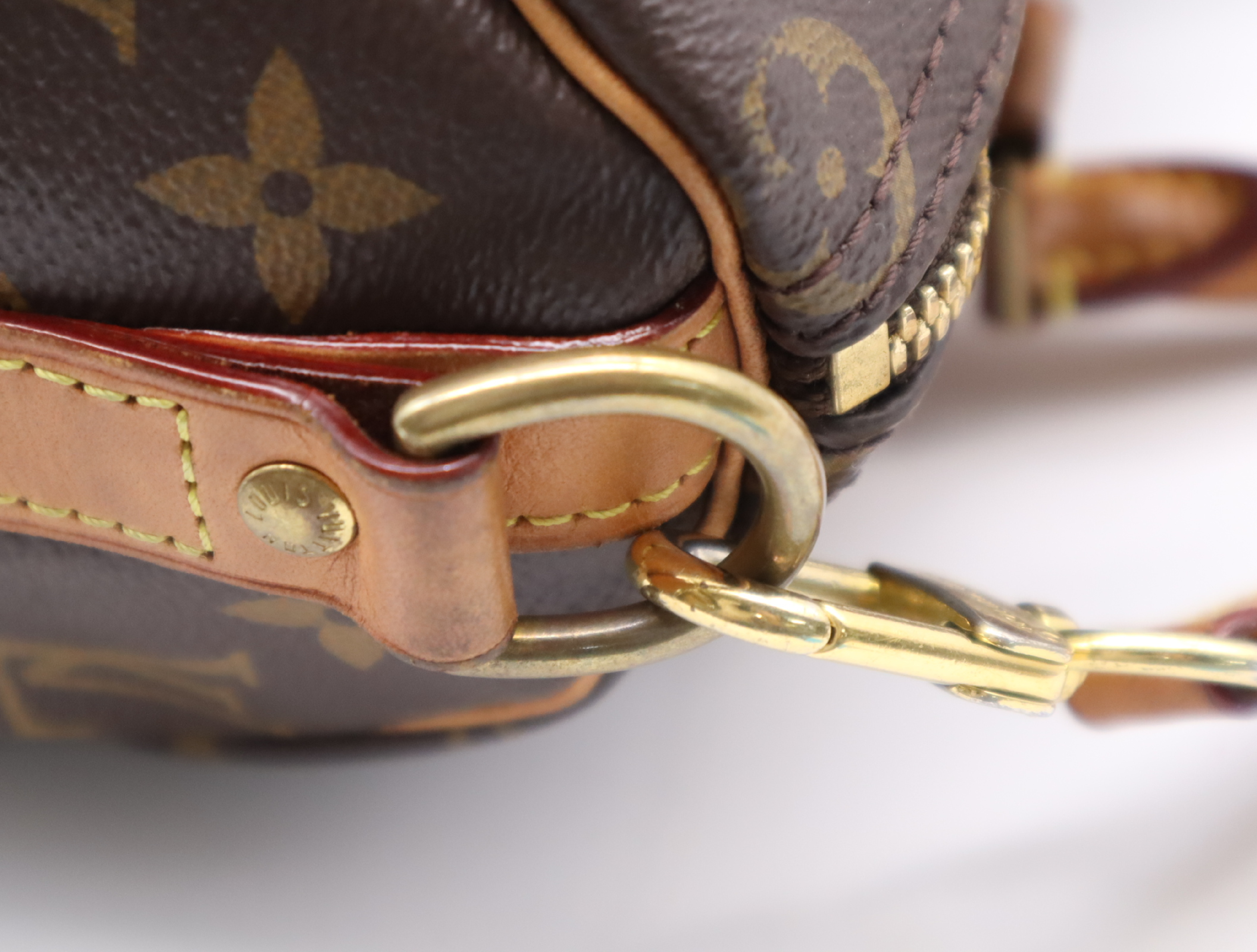 M41113 Monogram Speedy Bandoulière 25 Handbag with Shoulder Strap — view 8