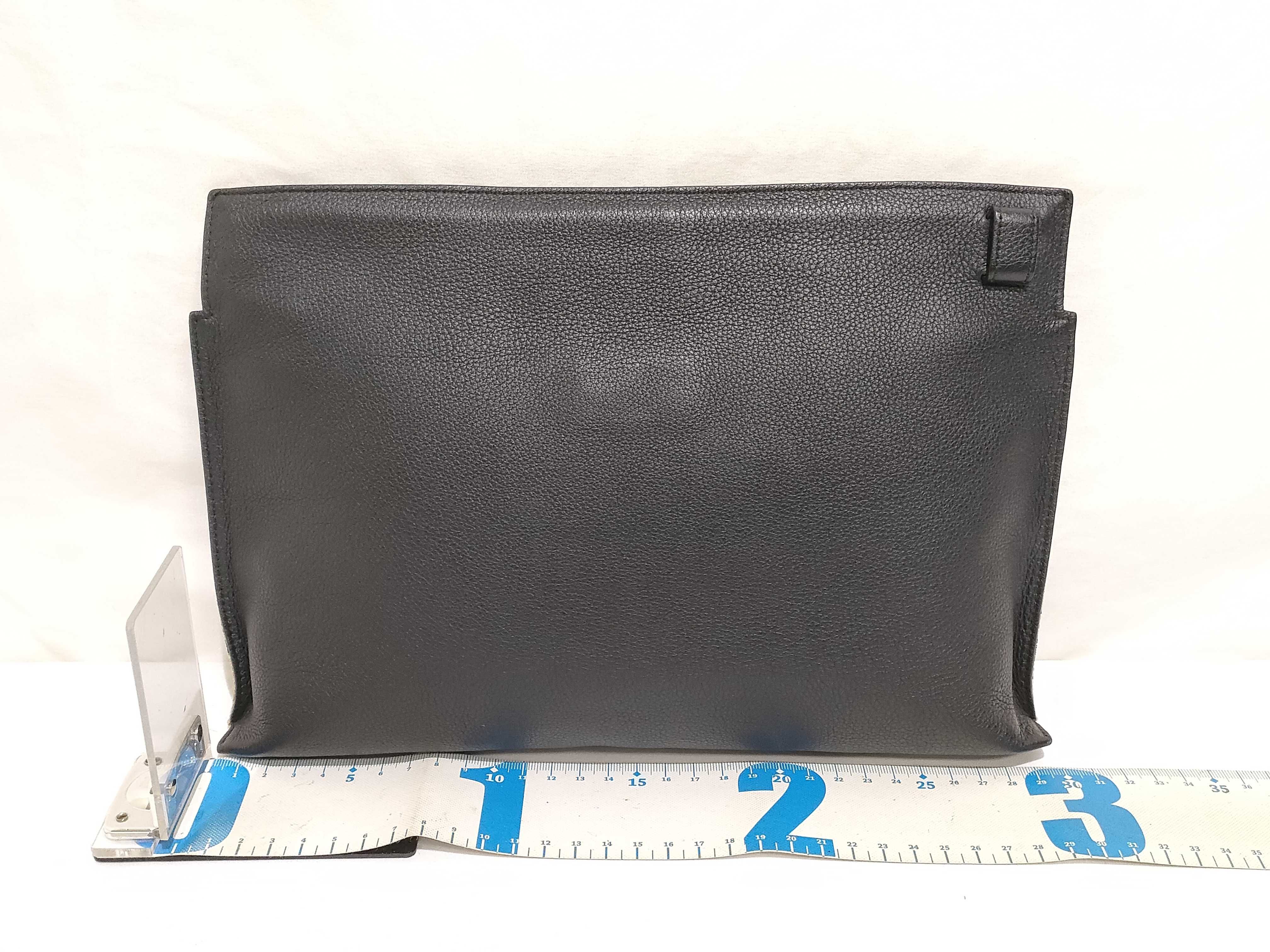 x William Morris T Pouch Leather Clutch Bag — view 2