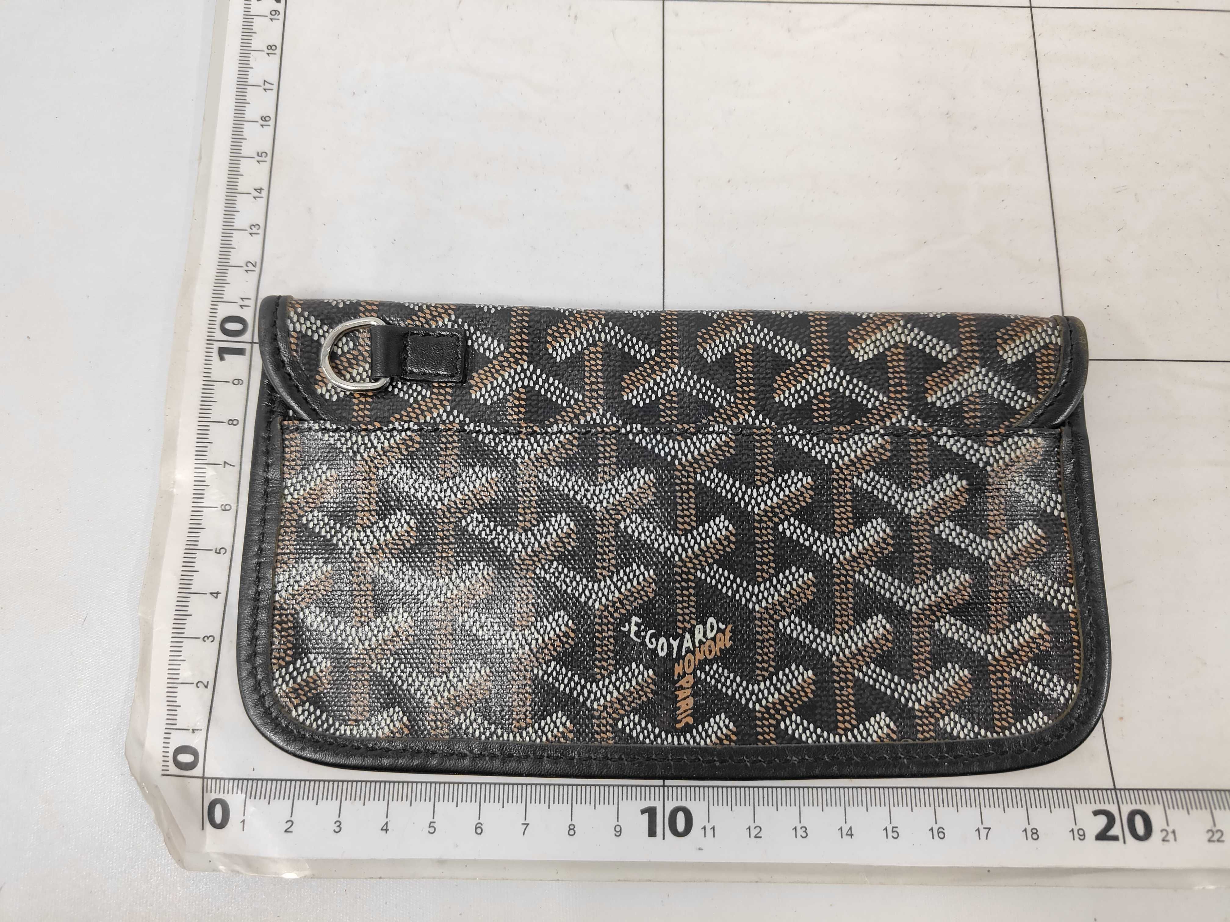 Saint Louis Attached Pouch — view 2