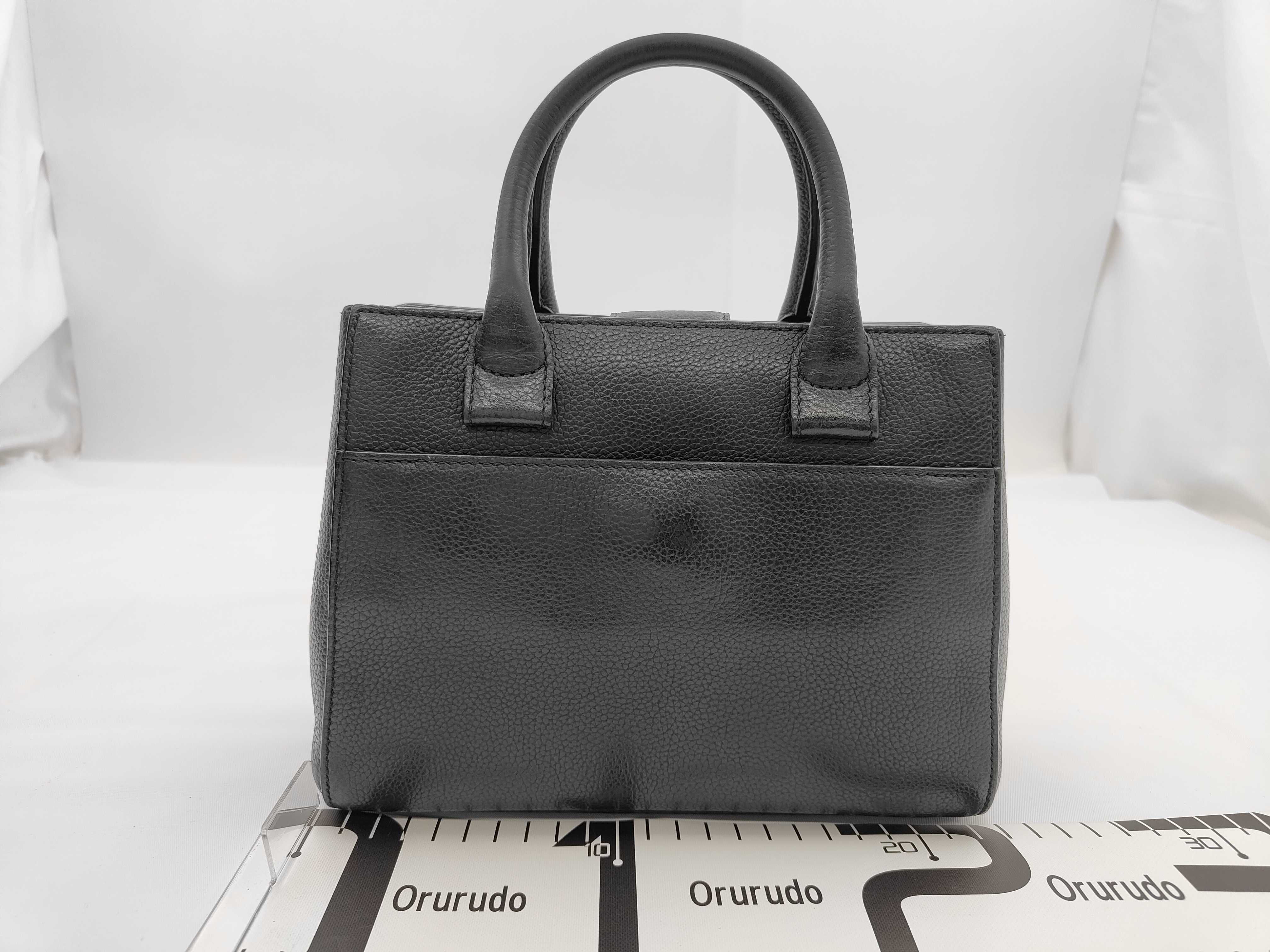 Neo Executive Tote Bag, Small, Caviar Leather, Series 23 Tote Bag — view 2
