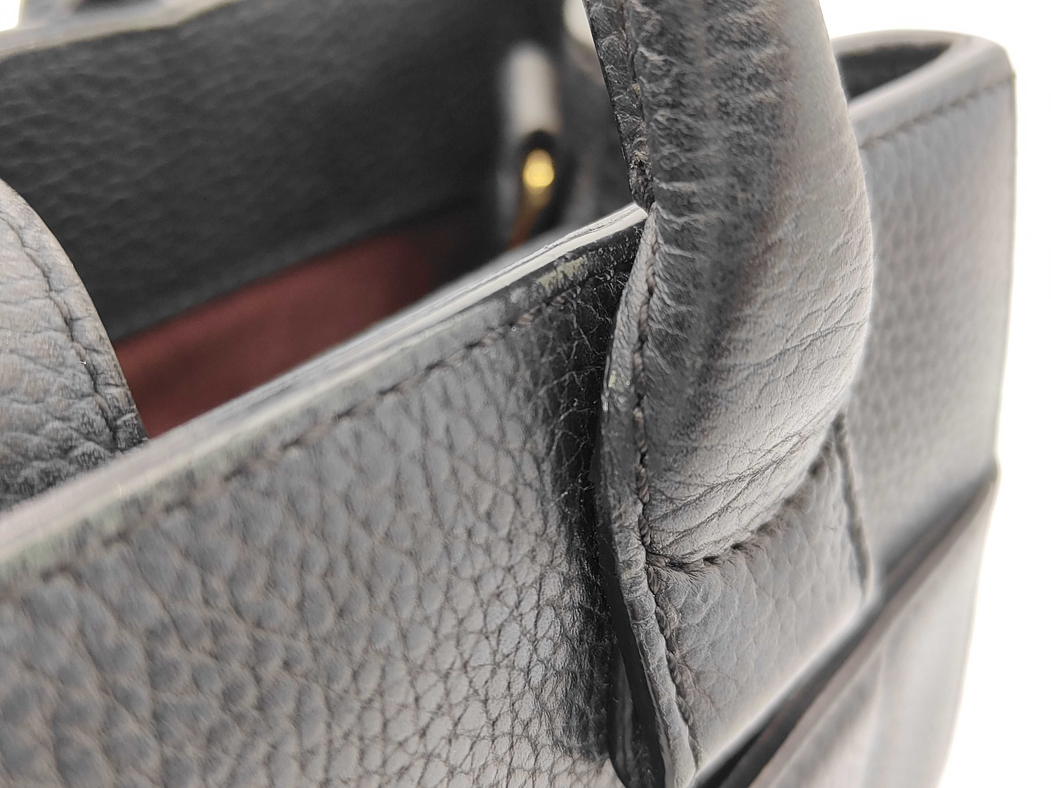 Neo Executive Tote Bag, Small, Caviar Leather, Series 23 Tote Bag — view 7