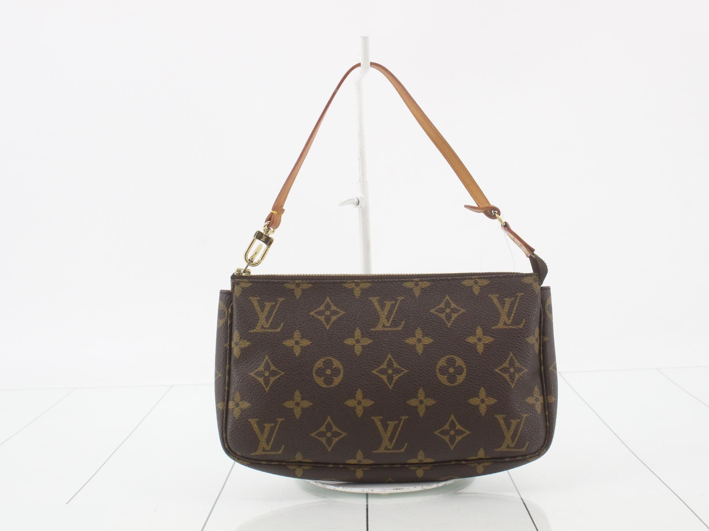 M51980 Pochette Accessoires (old model)