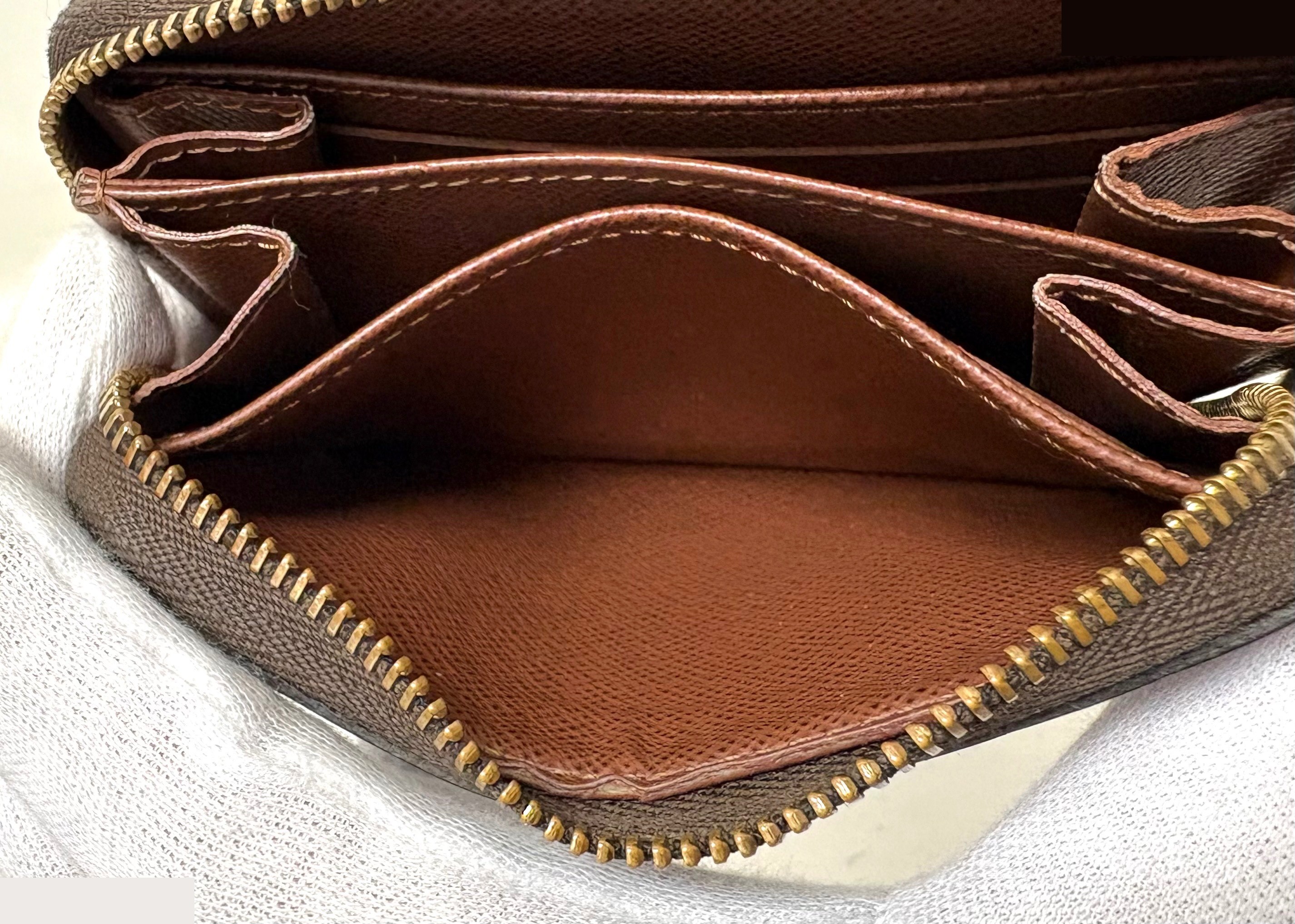 Zippy Coin Purse — view 10