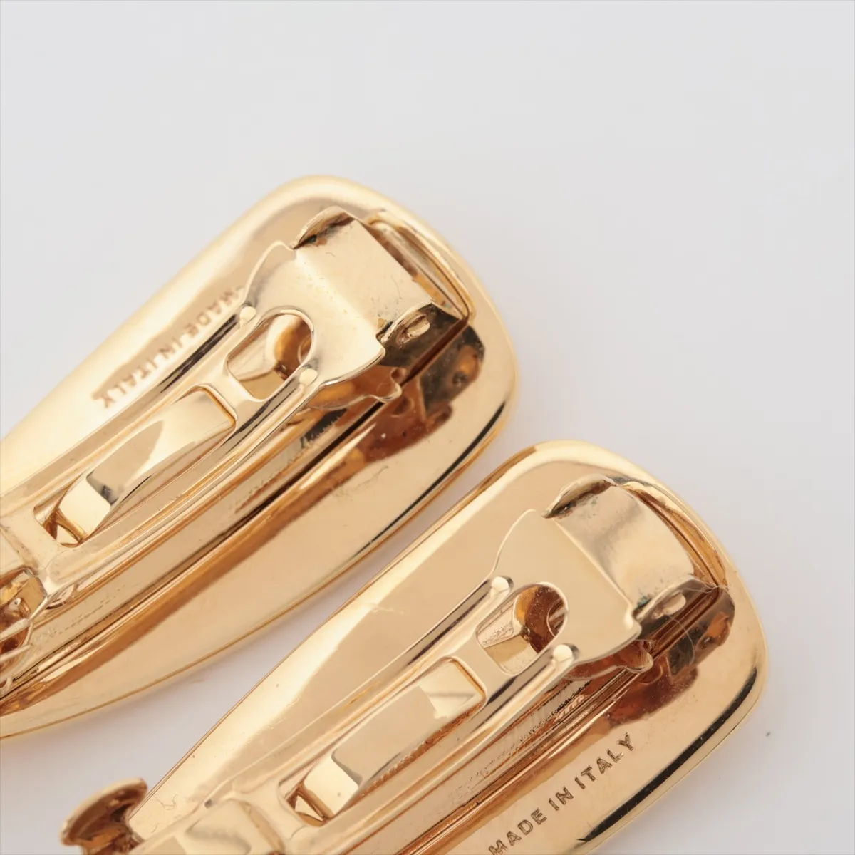 Logo Valletta GP Gold x Black — view 4