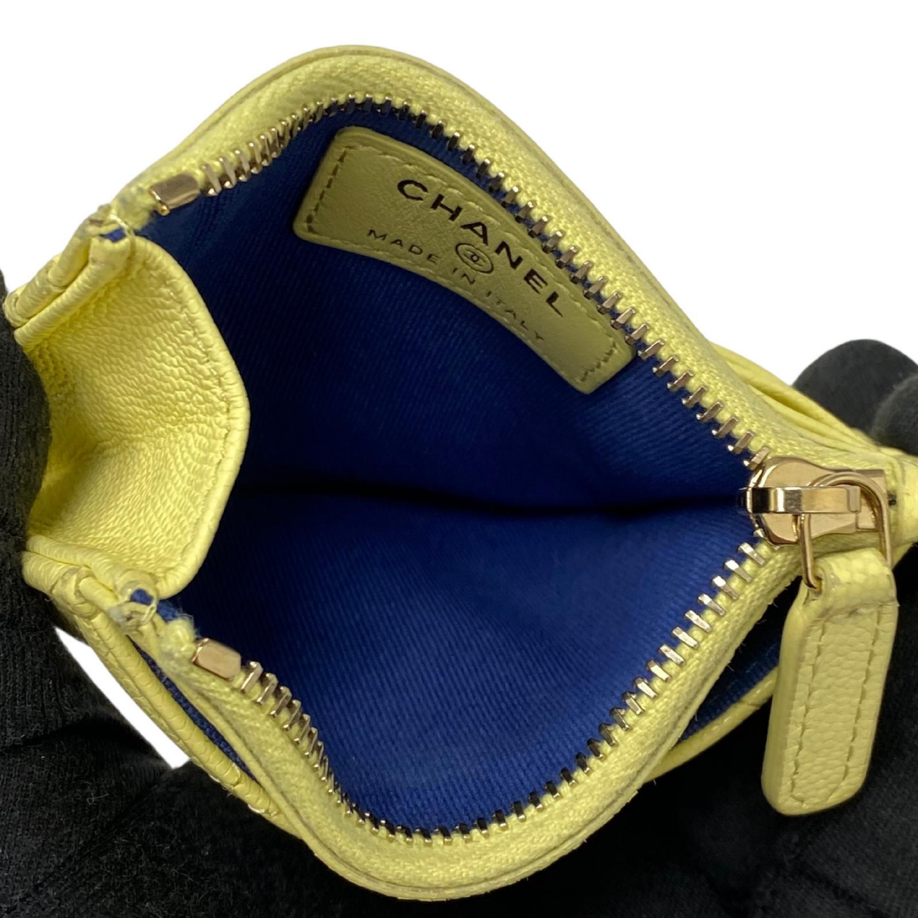 【*Shipped from: Hong Kong*】CHANEL Yellow Caviar Skin Card Case — view 11