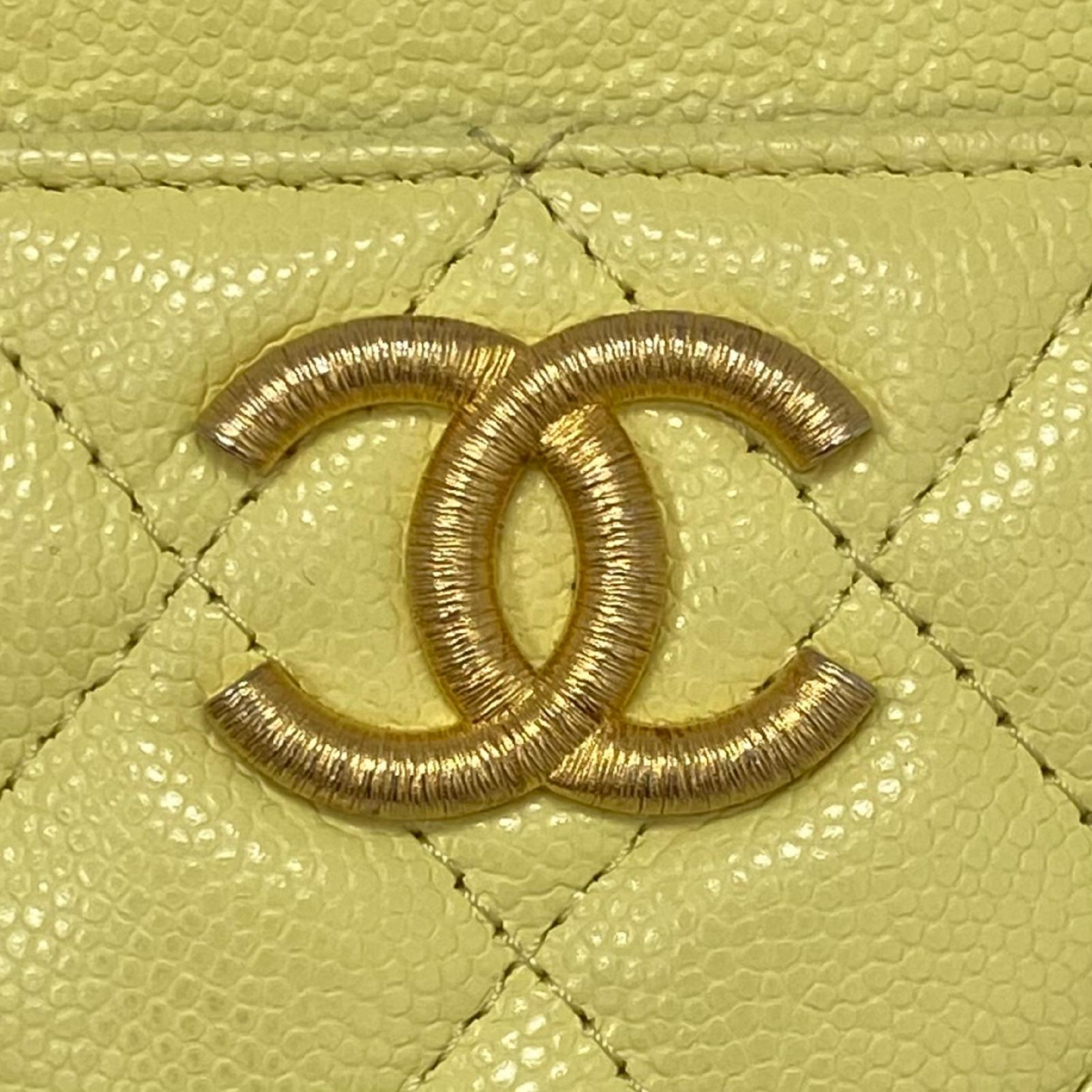 【*Shipped from: Hong Kong*】CHANEL Yellow Caviar Skin Card Case — view 12